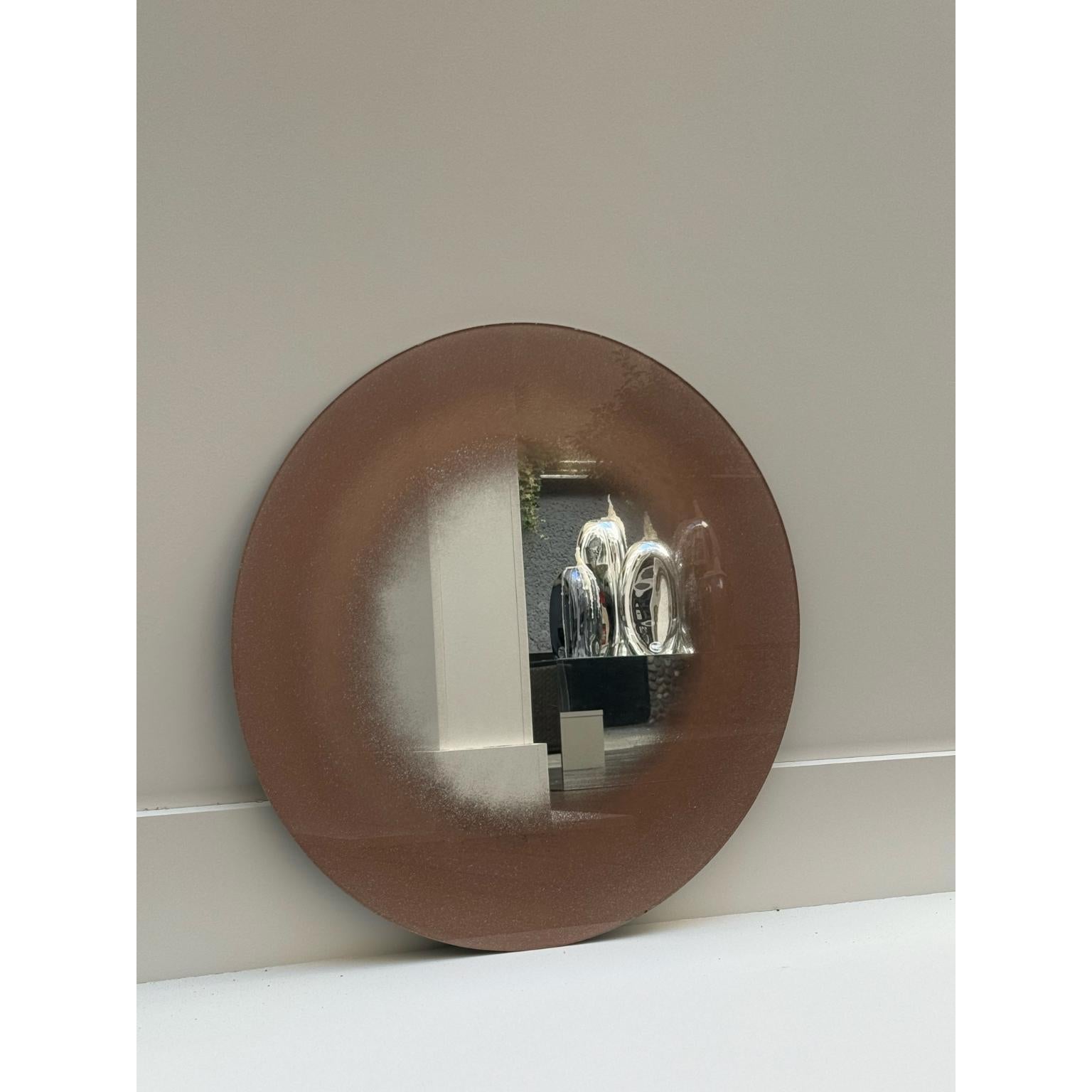 Postmoderno Specchio in argento con pigmento di rame, design scultoreo di Homa in vendita