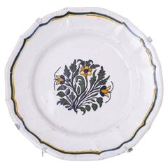 Earthenware - Cut-out plate in Viana earthenware - 19th century
