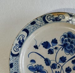 Earthenware - Delft earthenware plate - 18th century