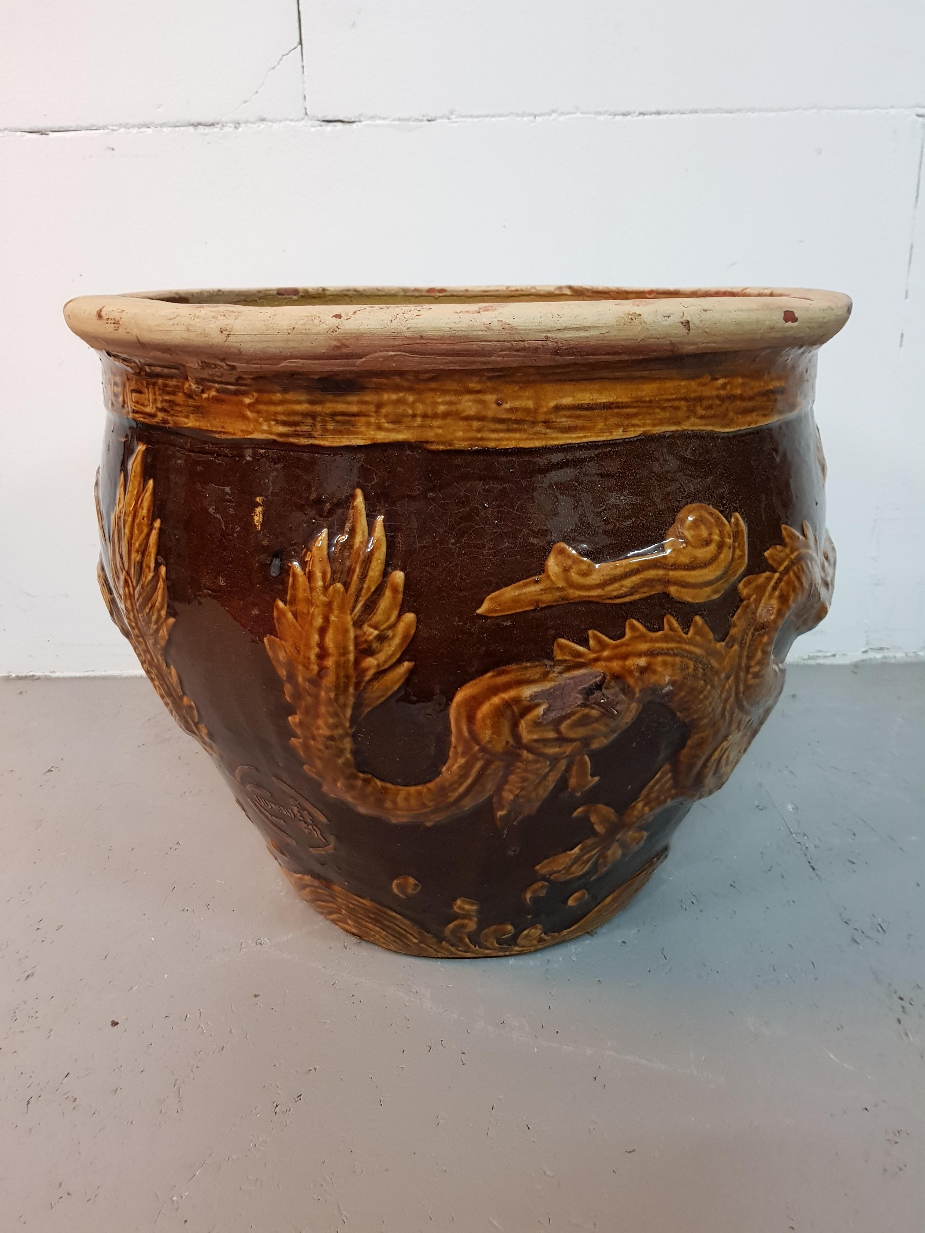 Earthenware Planter with Relief of Dragons, Second Half of the 20th Century In Good Condition For Sale In Raalte, NL