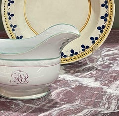 Earthenware - Plate and gravy boat in earthenware - 19th century