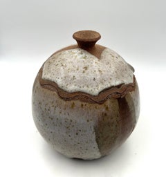 Earthenware Pottery Jar with Lid in the Style of David Cressey / Robert Maxwell