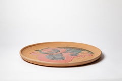 Piatto scultura in terracotta di George Martin, 1970-1980 circa.