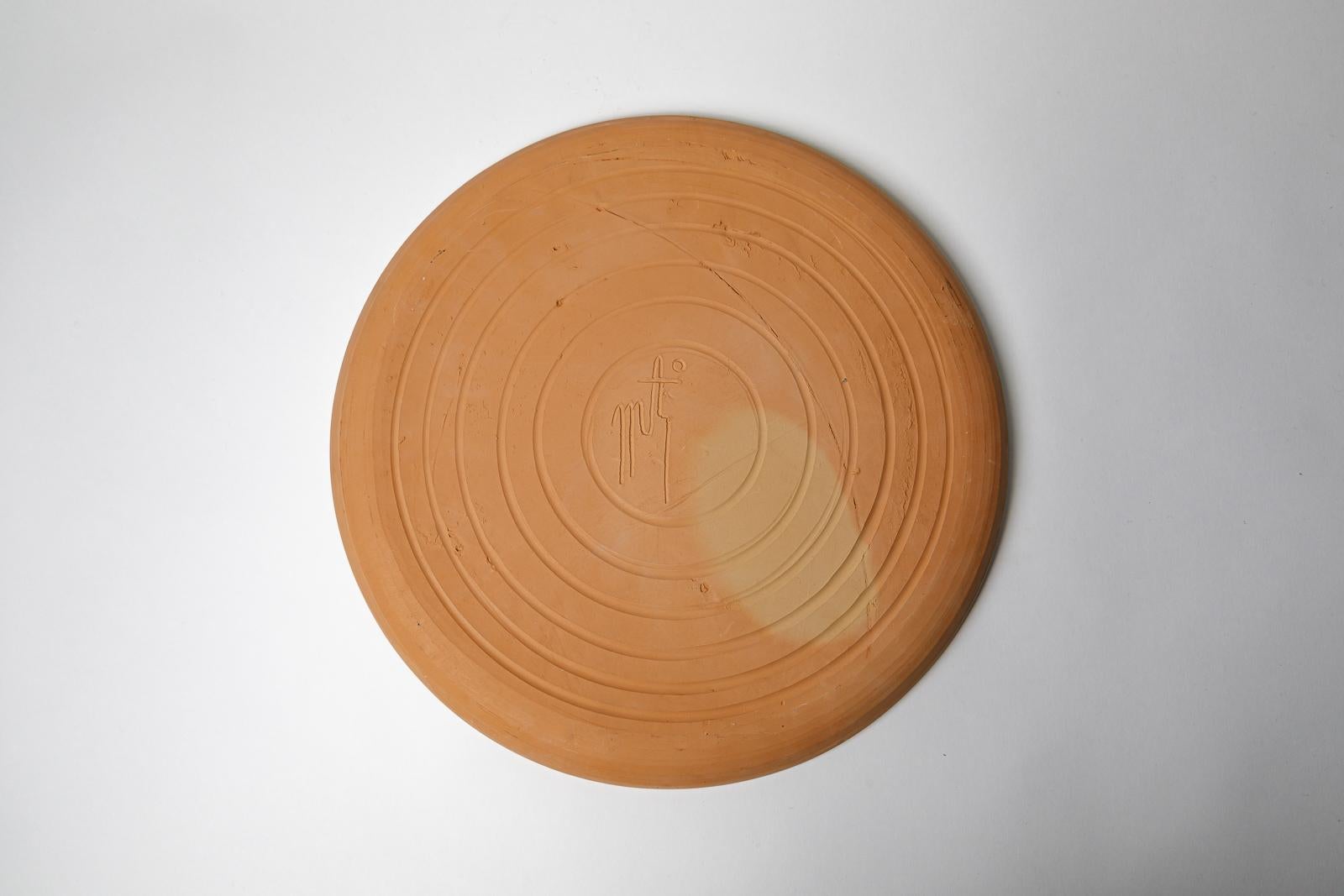 Piatto scultura in terracotta di George Martin, 1970-1980 circa. In condizioni ottime in vendita a Saint-Ouen, FR