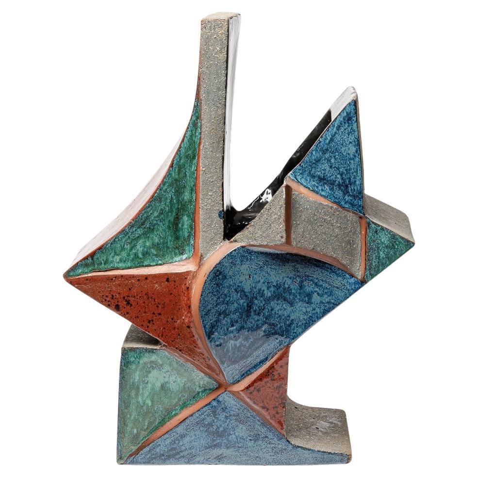 Vaso-scultura in terracotta di George Martin,  1980 circa.