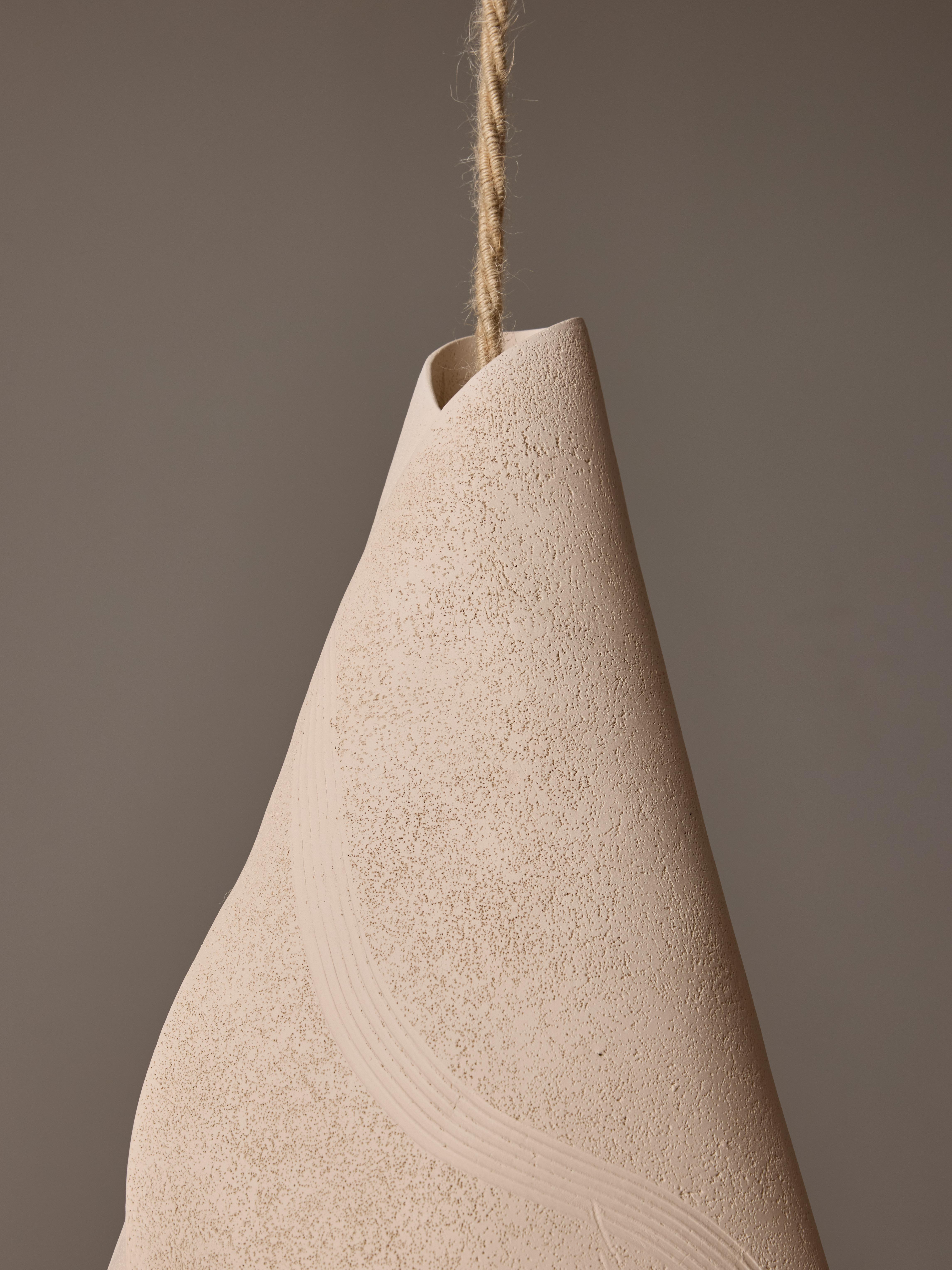 Cotto Sospensioni in terracotta di Françoise Bergaglia in vendita