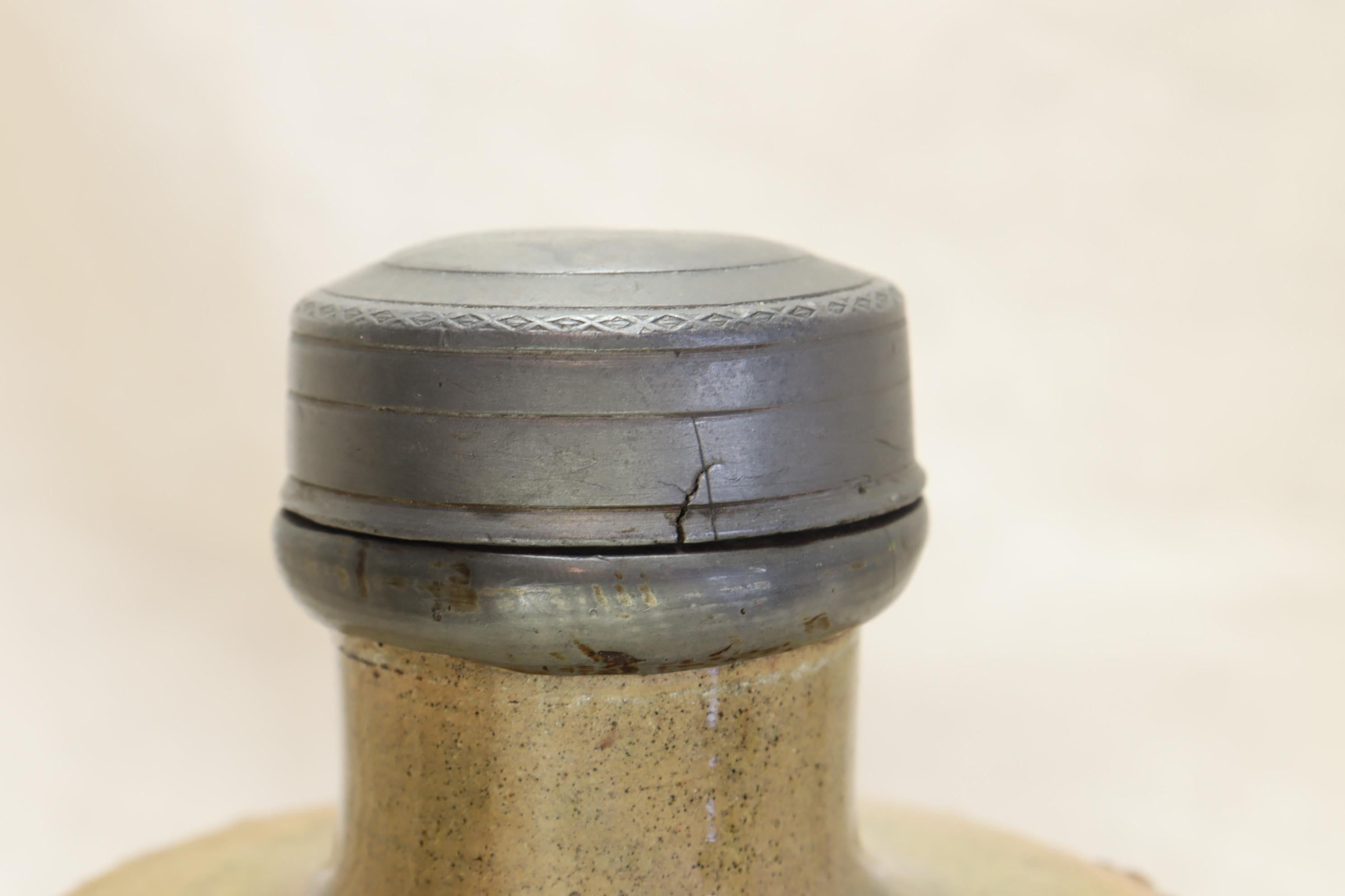 Earthenware Tea Canister with Pewter Lid In Good Condition For Sale In East Geelong, VIC