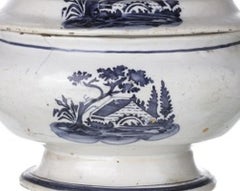 Earthenware - Tureen in Coimbra or Alcobaça earthenware - 19th century