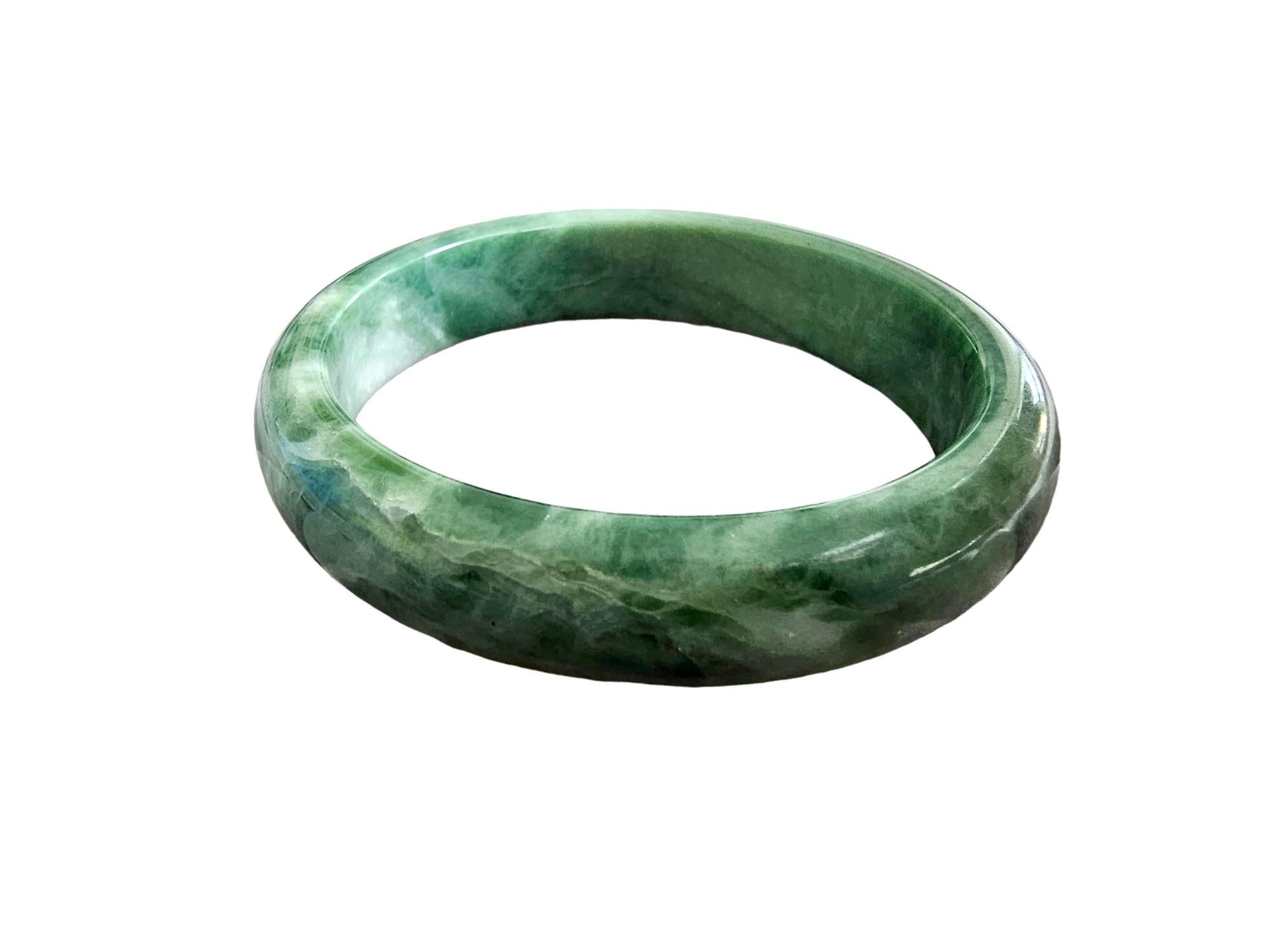 Earth's Burmese A-Jade Bangle Bracelet (MADE IN JAPAN) Green Jadeite 08808 For Sale 4