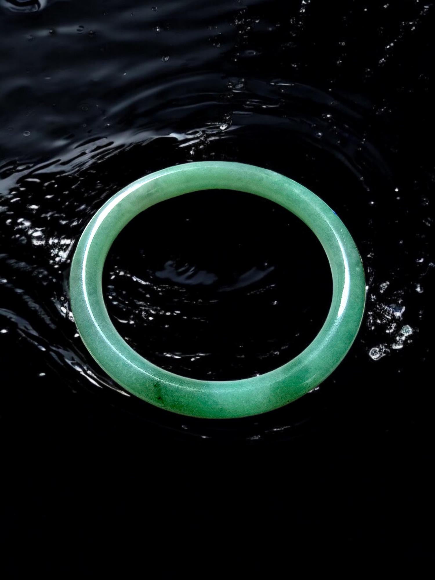 Earths Burmese Green A-Jade Round Bangle Bracelet 08815 For Sale 5