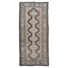 Tapis de galerie caucasien large et antique, Earthy & Cool, c.C. 1930