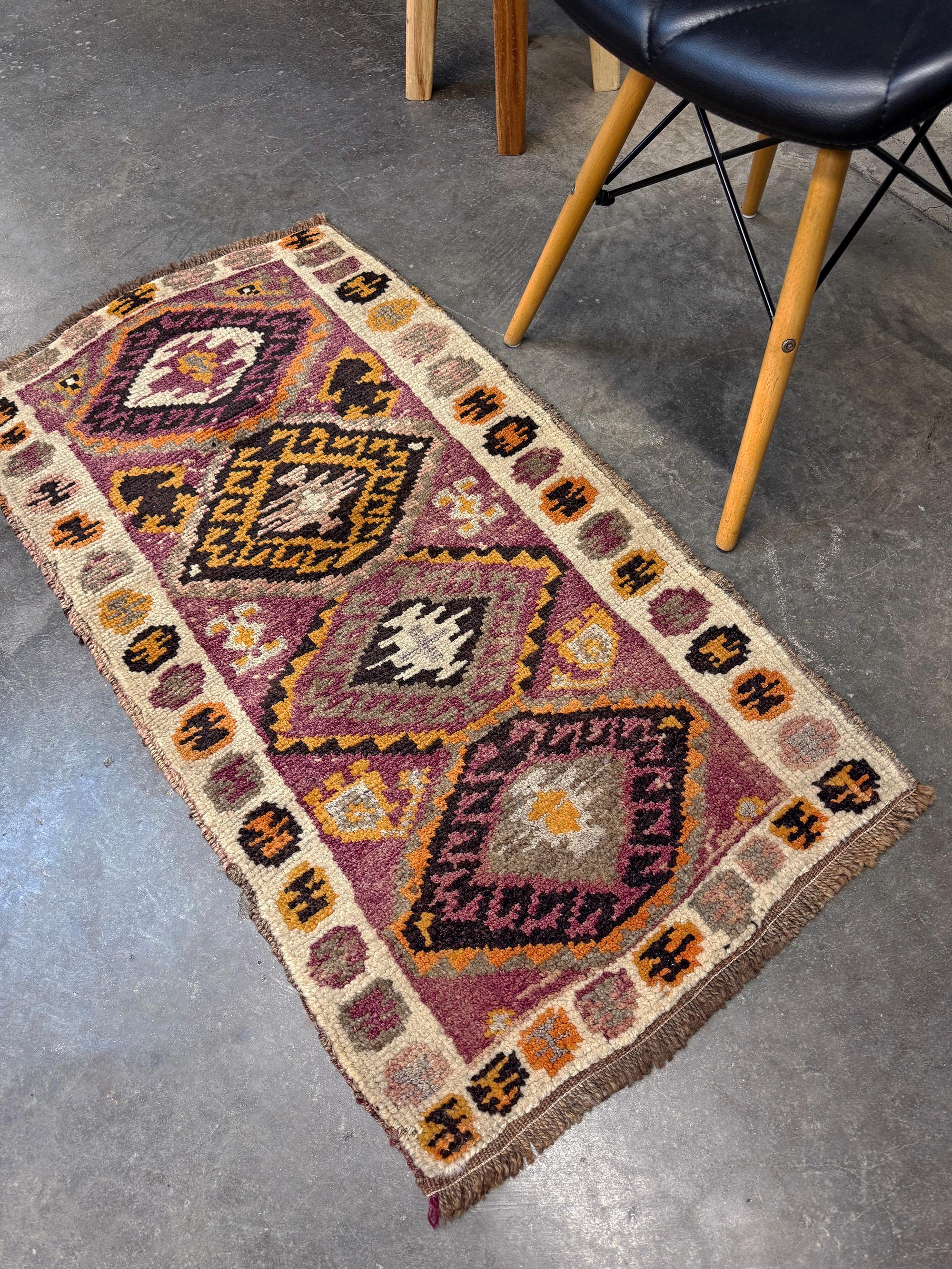 Earthy Mauve Anatolian Vintage Mini Rug / Yastik • Turkish Bathmat / Doormat In Good Condition For Sale In Burlingame, CA