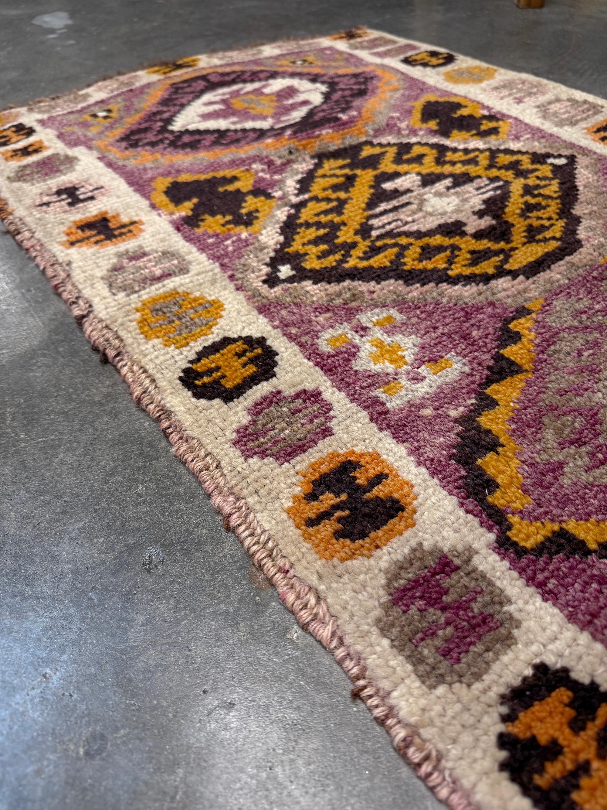 Late 20th Century Earthy Mauve Anatolian Vintage Mini Rug / Yastik • Turkish Bathmat / Doormat For Sale