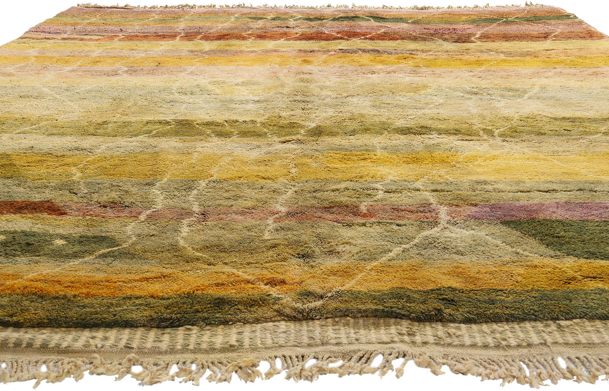 Mouvement esthétique Tapis berbère marocain Beni Mrirt, style moderne organique de couleur terre en vente