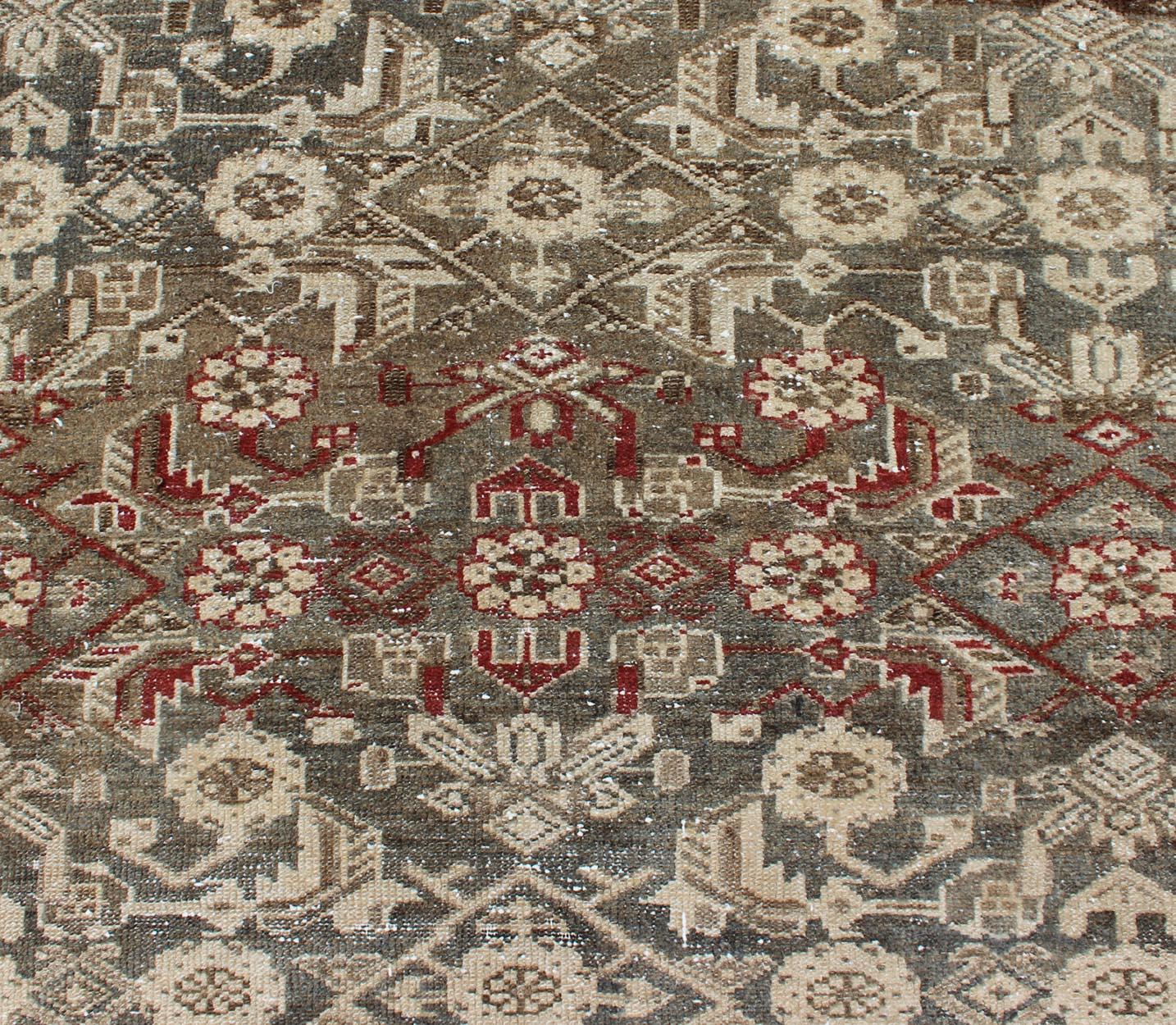 Antiker persischer Hamadan-Teppich im Used-Stil mit All-Over-Muster und graublauem Muster (Wolle) im Angebot