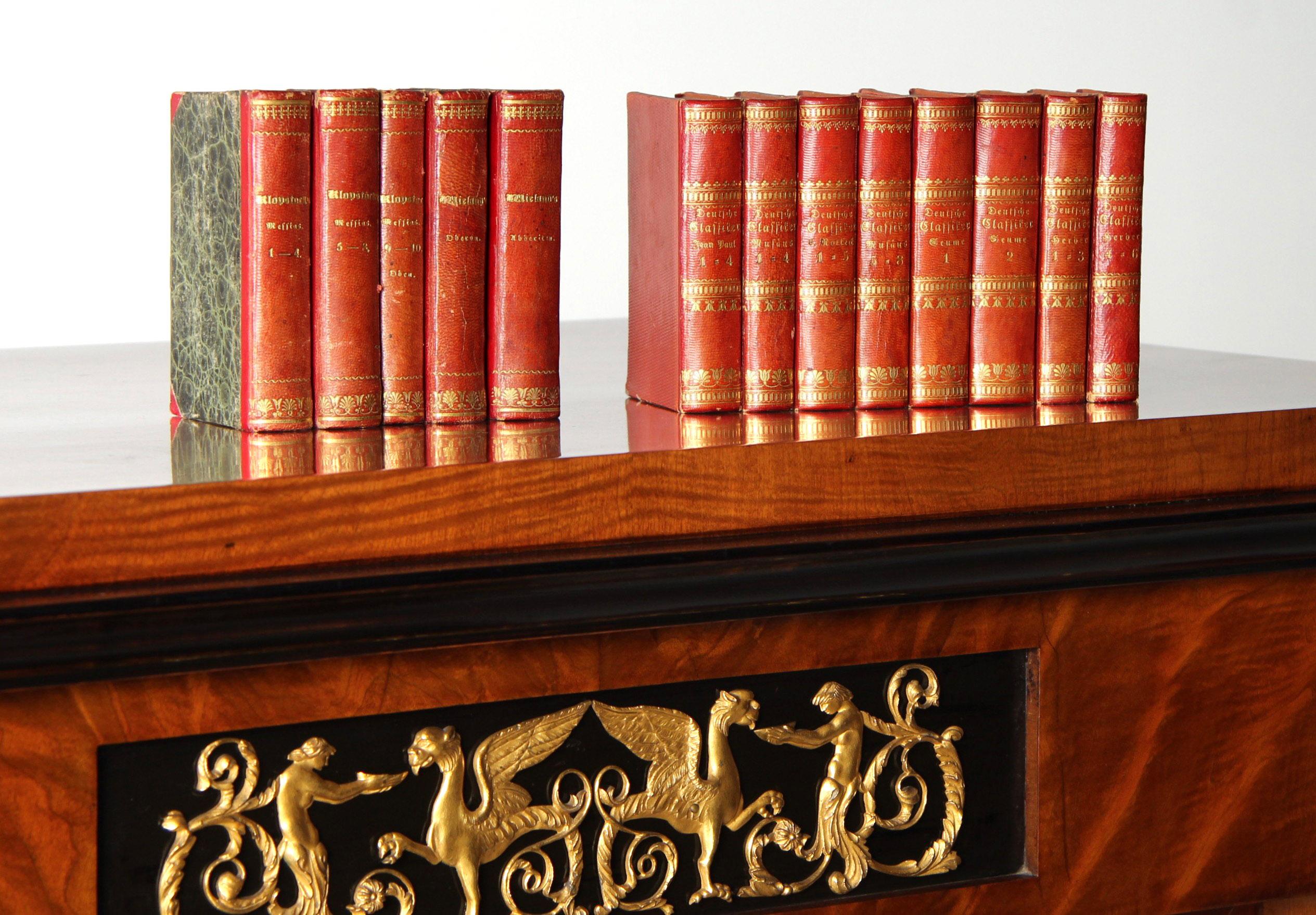 Secreter Imperio Alemán del Siglo XIX con Bustos de Ormolu, Berlín c. 1811 en venta 5