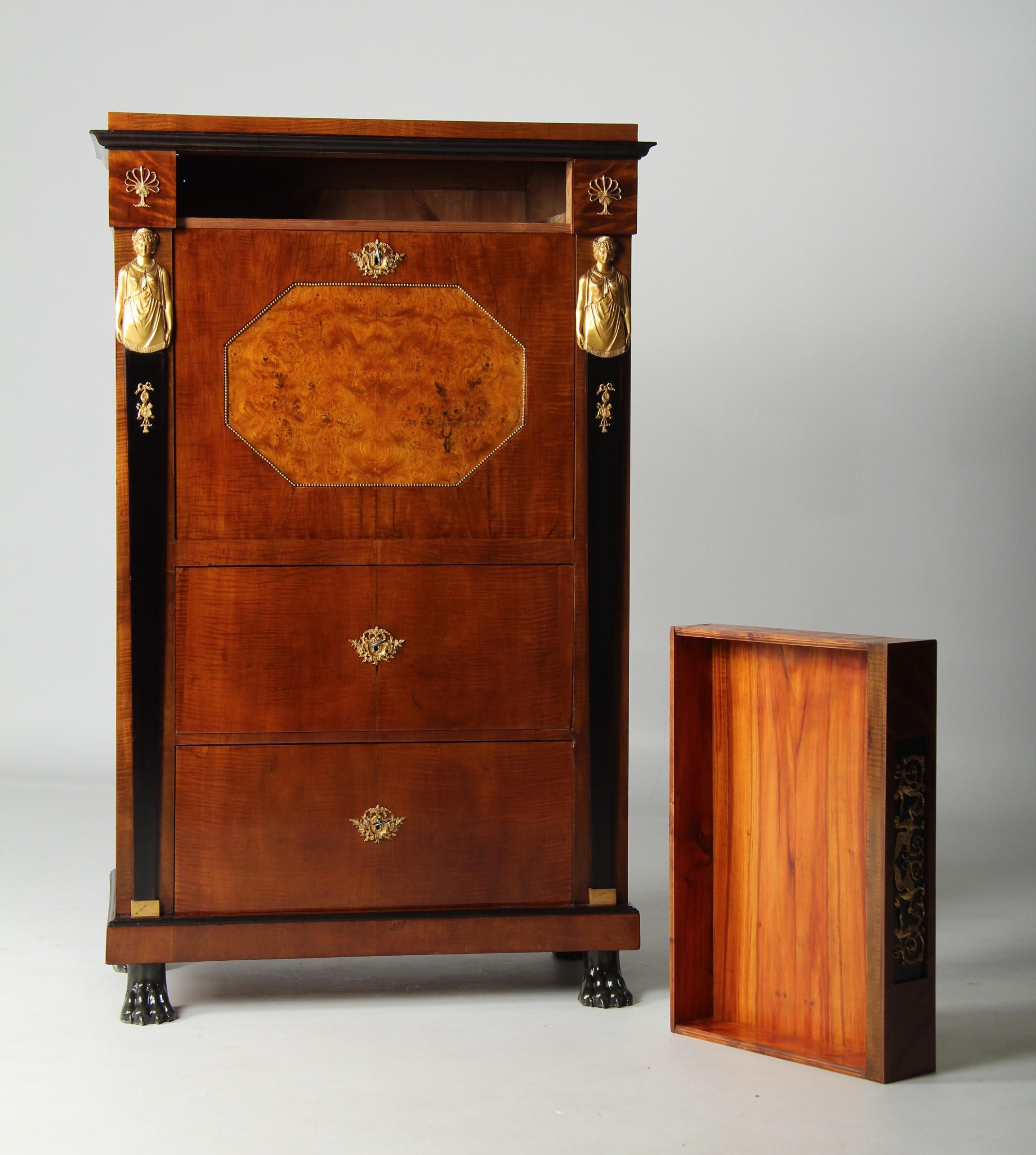 Secreter Imperio Alemán del Siglo XIX con Bustos de Ormolu, Berlín c. 1811 en venta 12