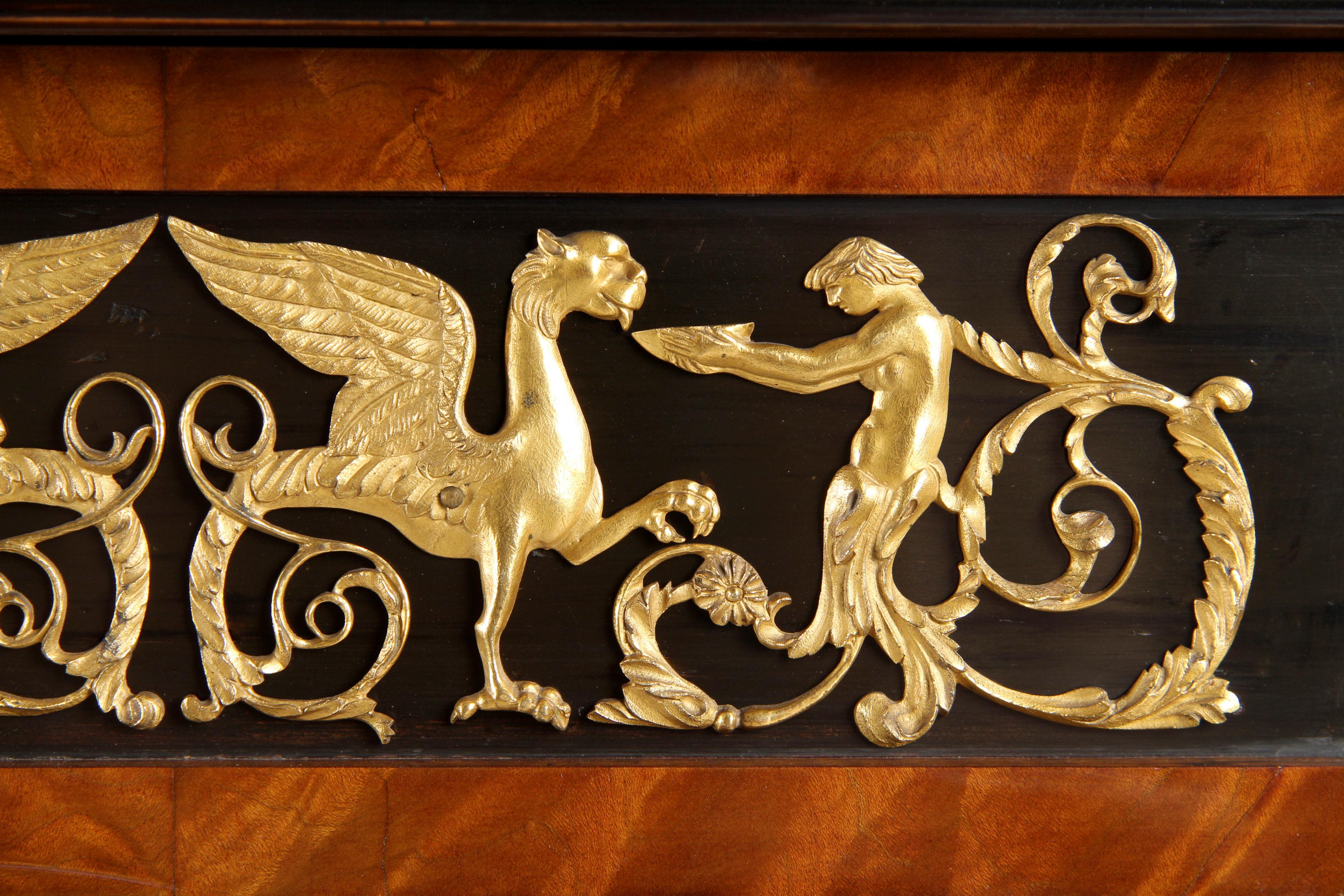 Secreter Imperio Alemán del Siglo XIX con Bustos de Ormolu, Berlín c. 1811 siglo XIX en venta