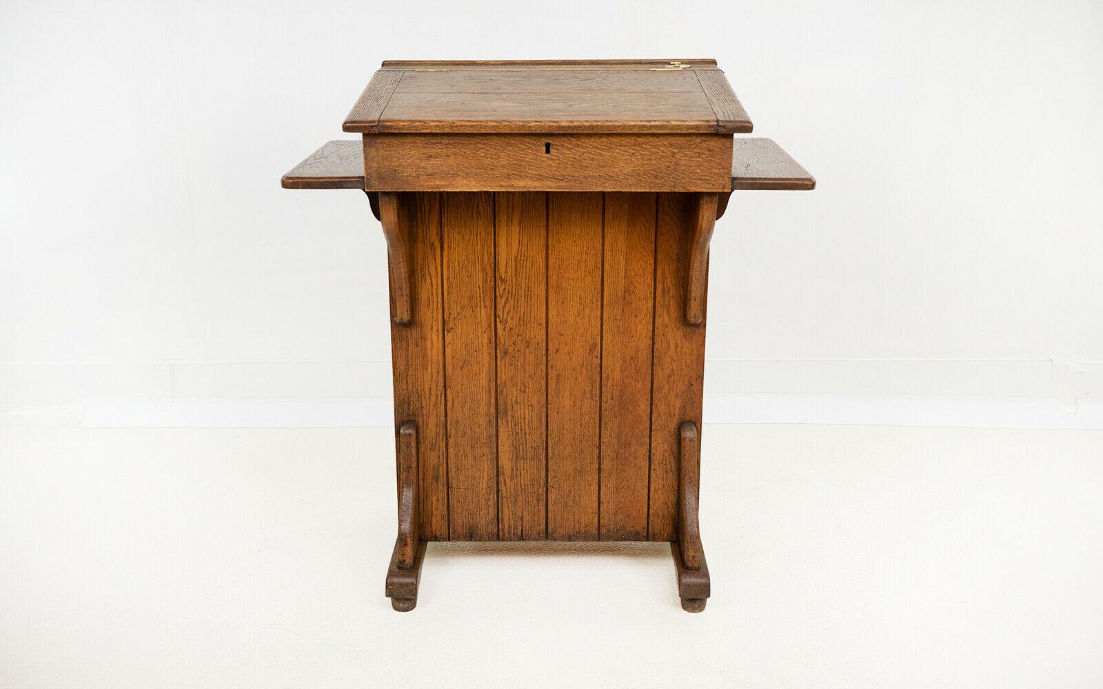 Eary 20th Century Vintage Oak Headteachers Lectern Podium 3