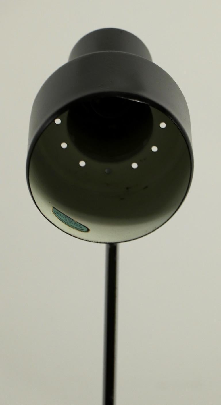Easel Base Luxo Lamp In Good Condition In New York, NY