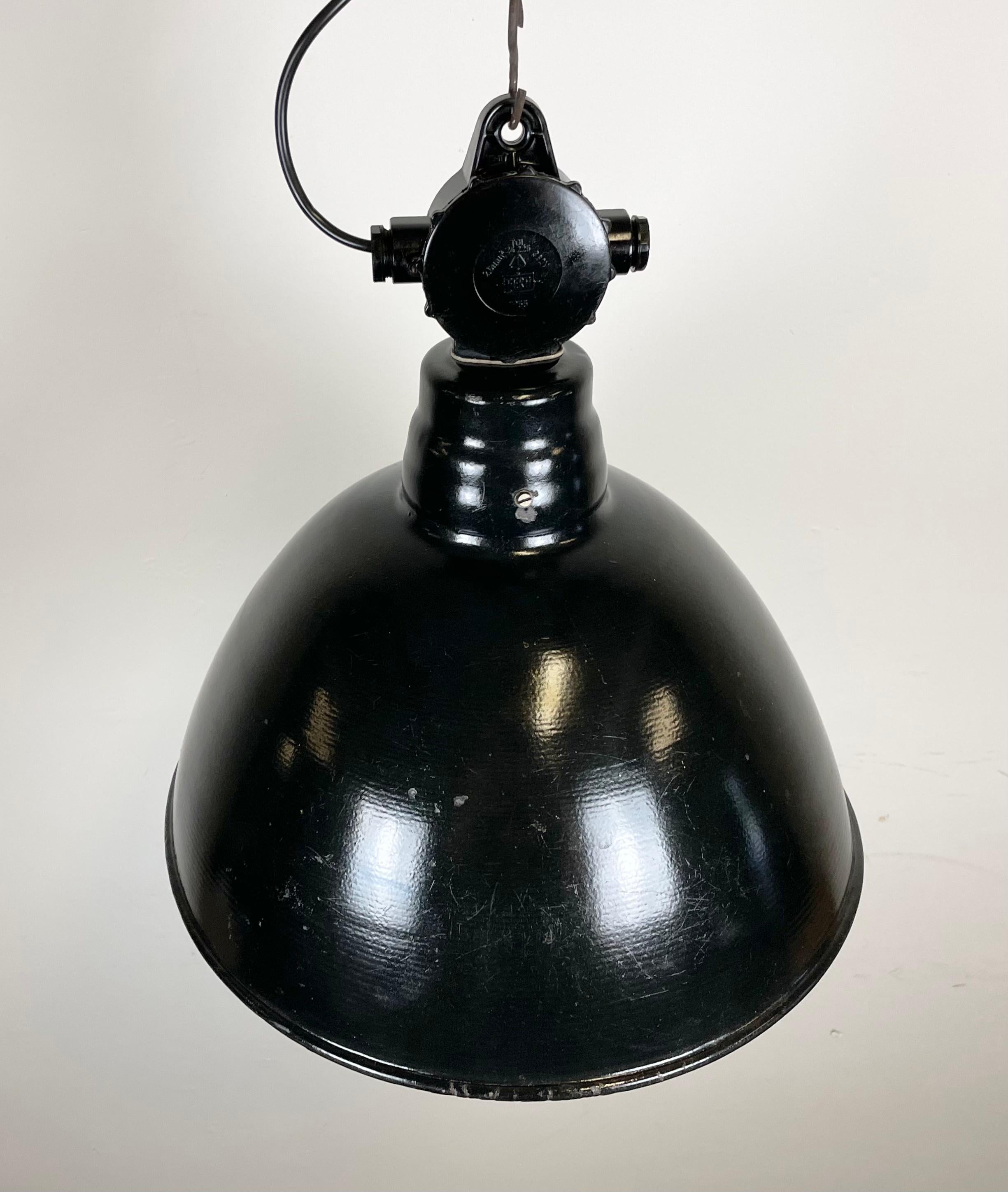 20th Century East German Black Enamel Factory Light by Lbd Veb Leuchtenbau Dresden, 1950s For Sale