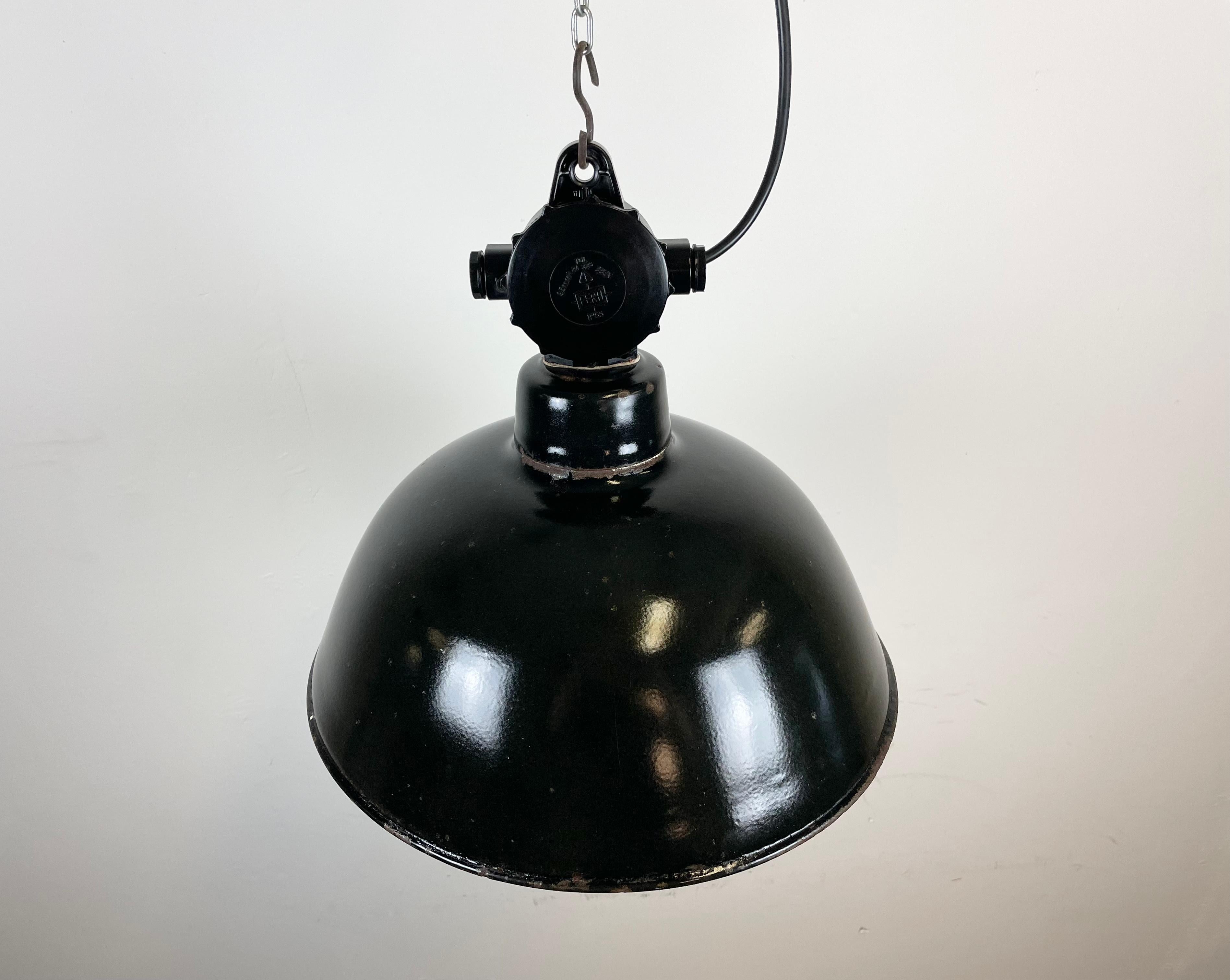 20th Century East German Enamel Factory Light by Lbd Veb Leuchtenbau Dresden, 1950s For Sale