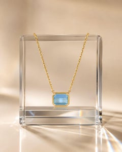 East-West Bezel-Set Emerald-Cut Aquamarine Pendant Necklace in 14K Yellow Gold