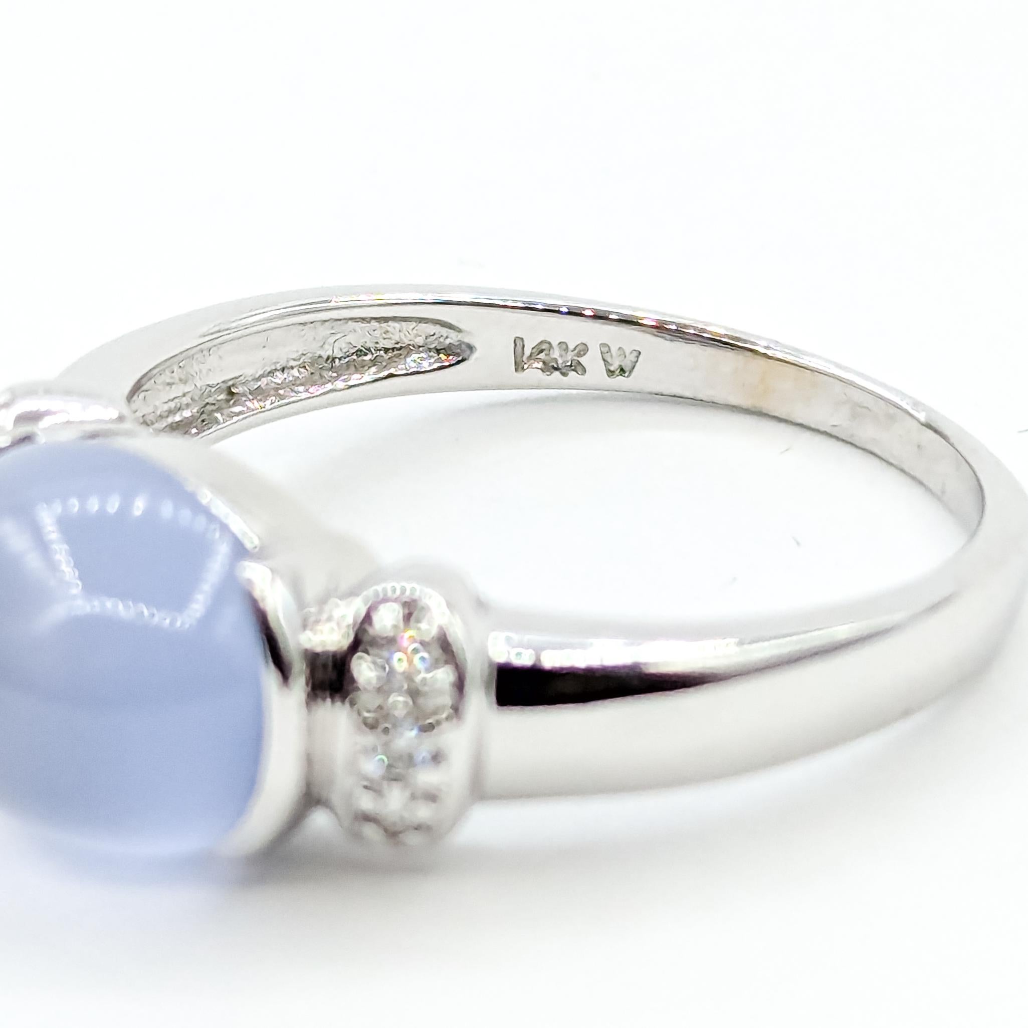 East West Chalcedony & Diamond Ring in 14k en venta 4