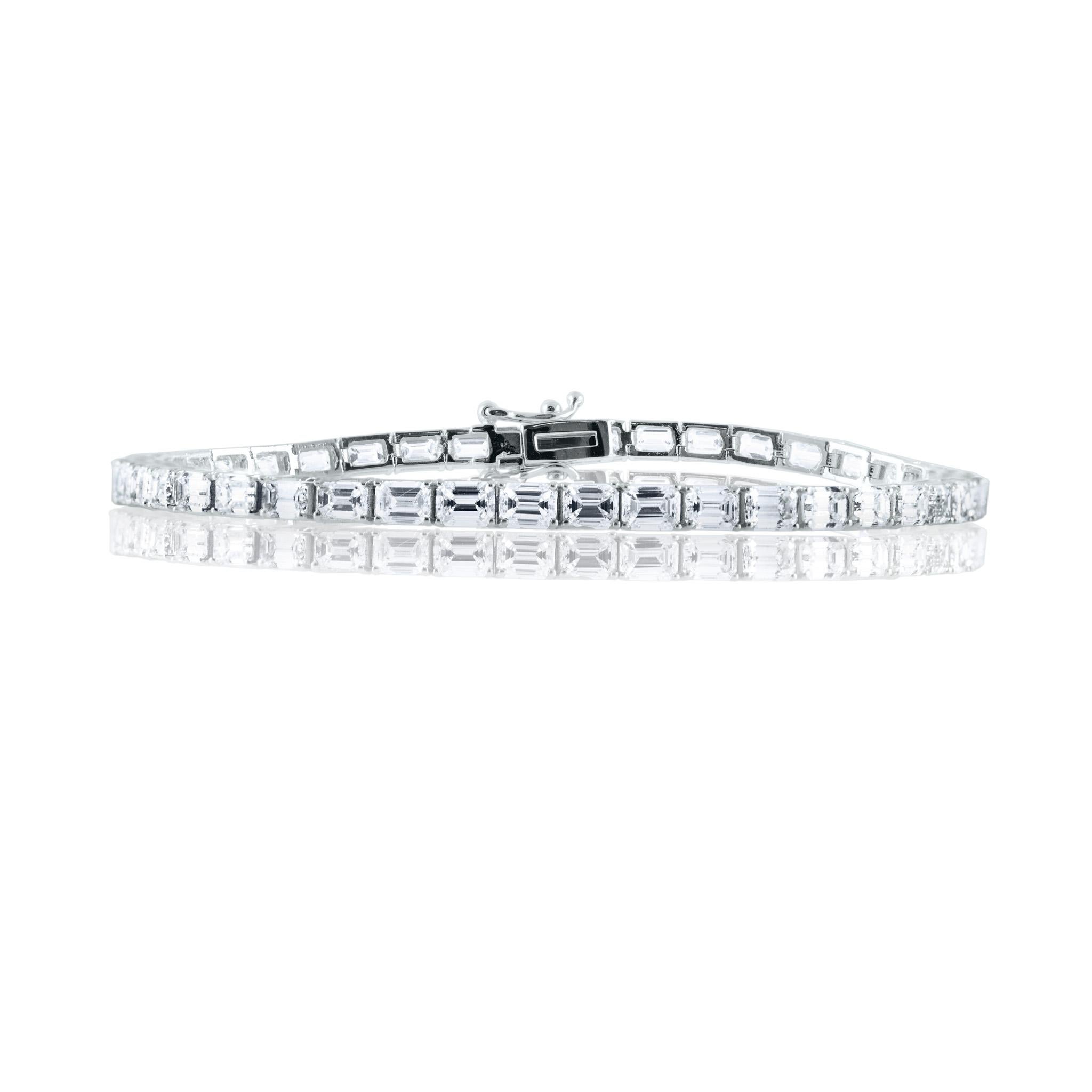 For Sale:  East-West Emerald Cut Diamond Eternity Band in Platinum, 1.61 Carats 2