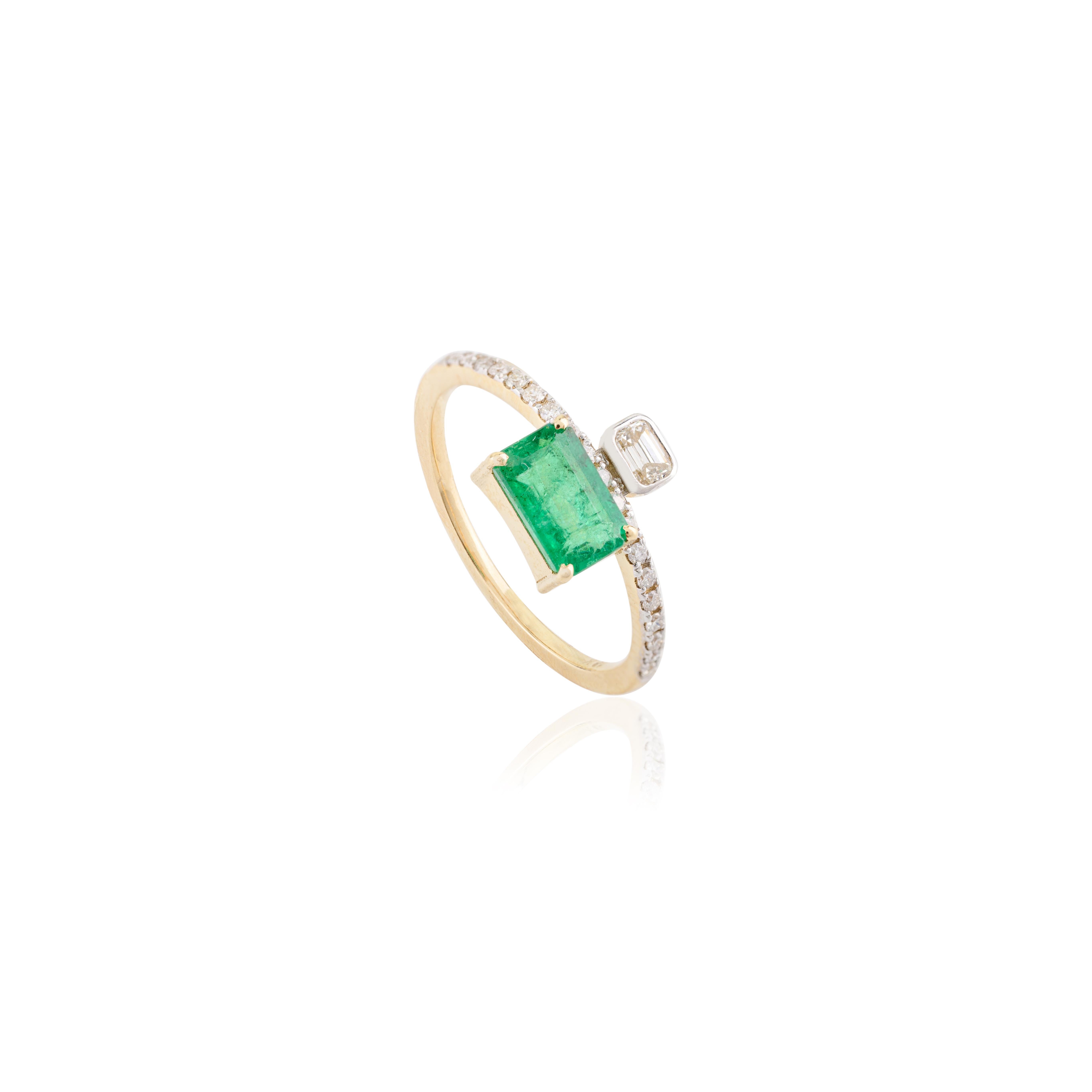 For Sale:  East West Octagon Emerald Diamond Wedding Ring Crafted in 18k Solid Yellow Gold 8