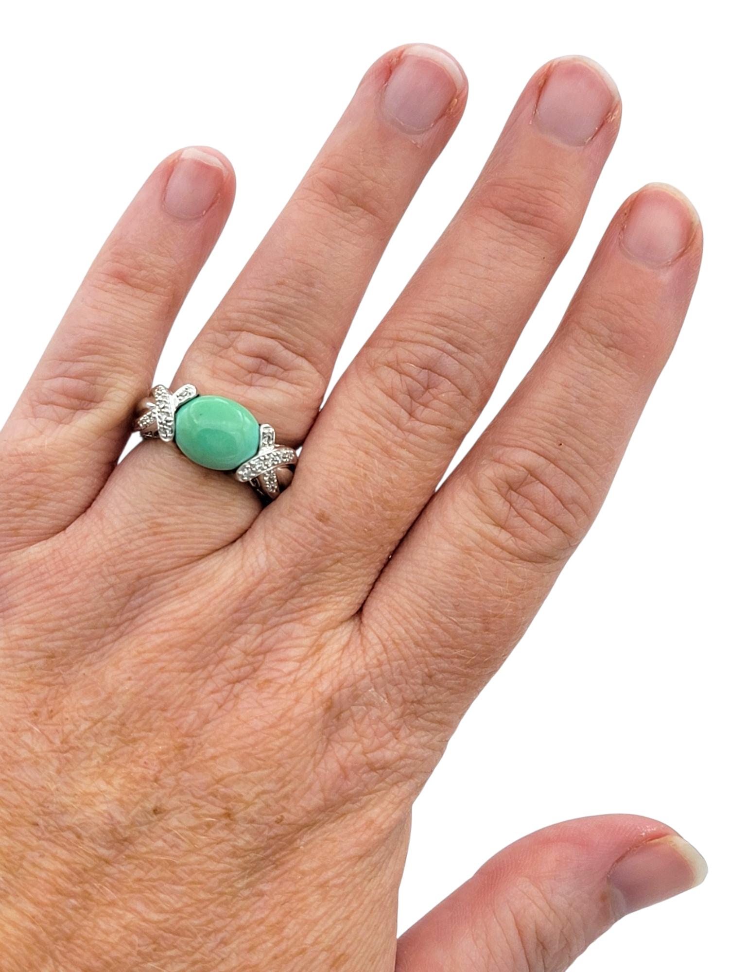 East West Oval Cabochon Turquoise and Pavé Diamond Ring in 14 Karat White Gold im Angebot 5