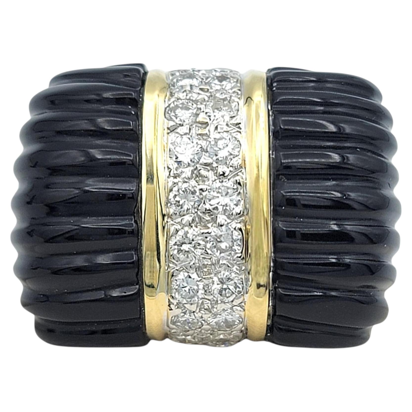 Bague cocktail en onyx strié East West avec diamants en or jaune 14 carats en vente