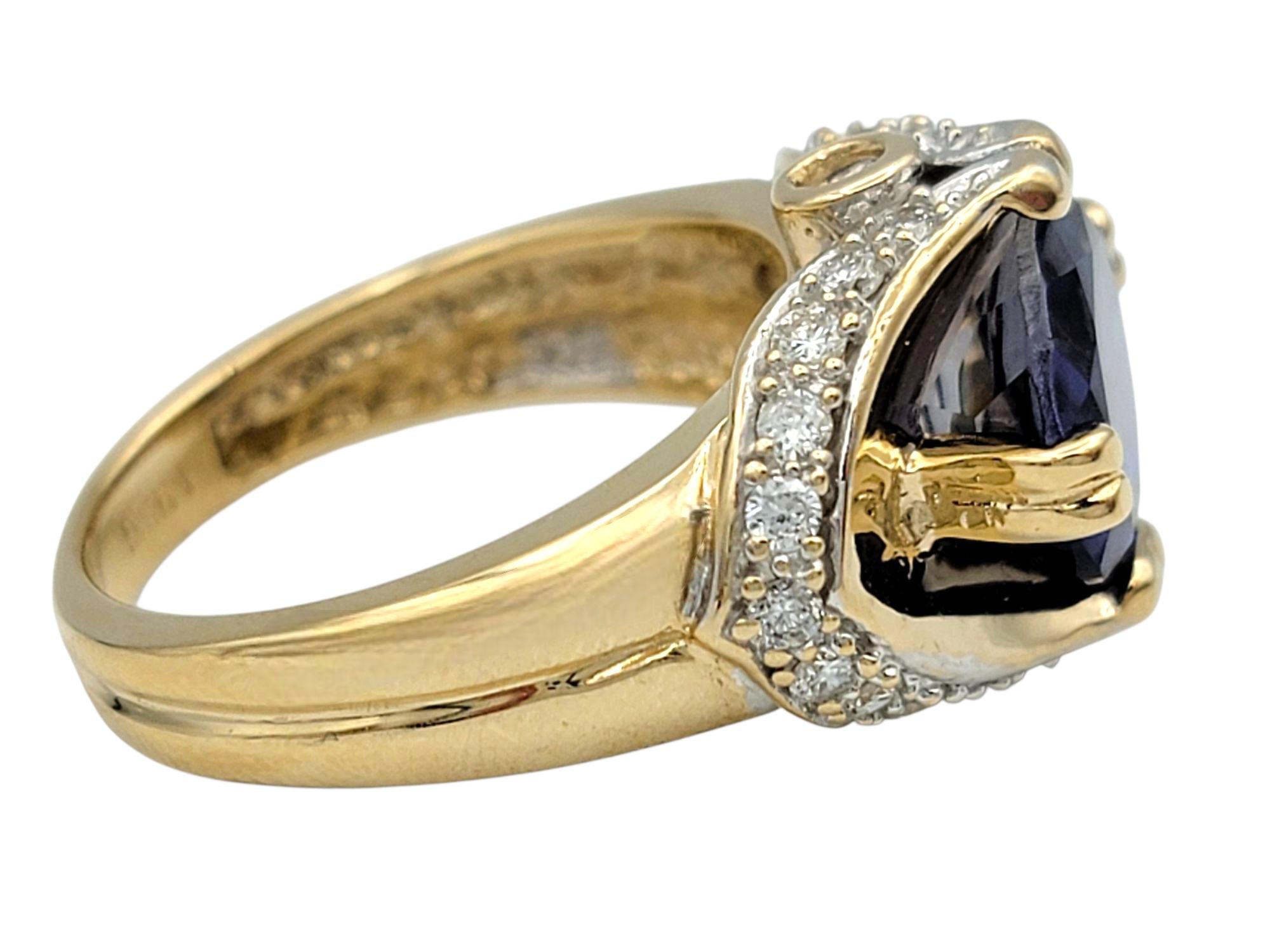 Taille ovale East West Set Oval Cut Iolite and Diamond Cocktail Ring Two-Tone 14 Karat Gold en vente