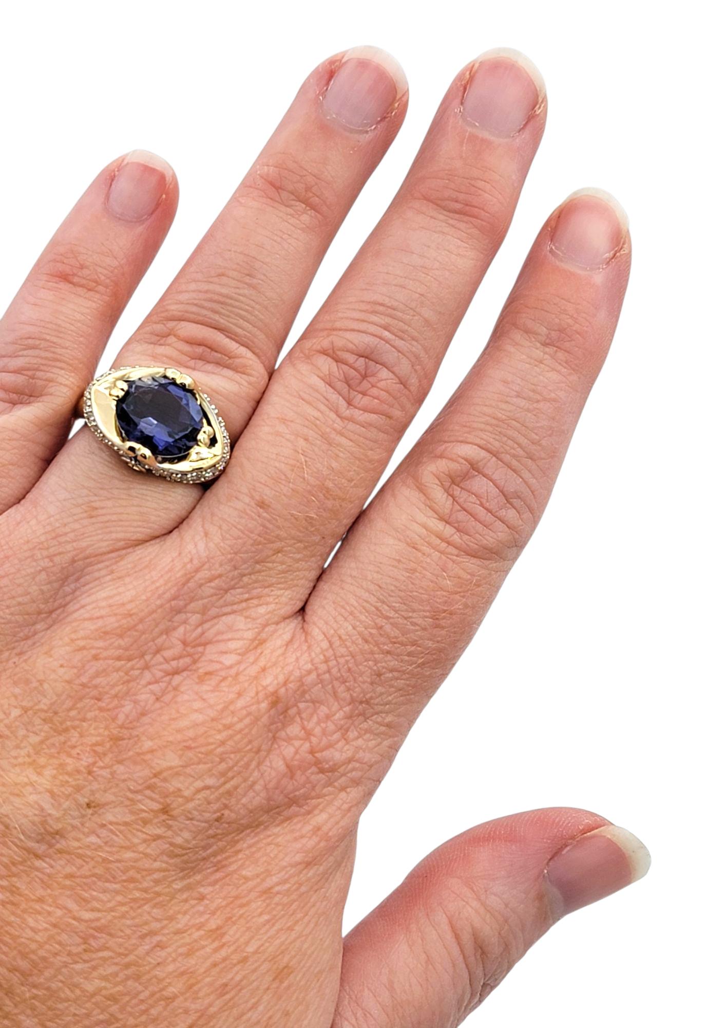 East West Set Oval Cut Iolite and Diamond Cocktail Ring Two-Tone 14 Karat Gold en vente 2