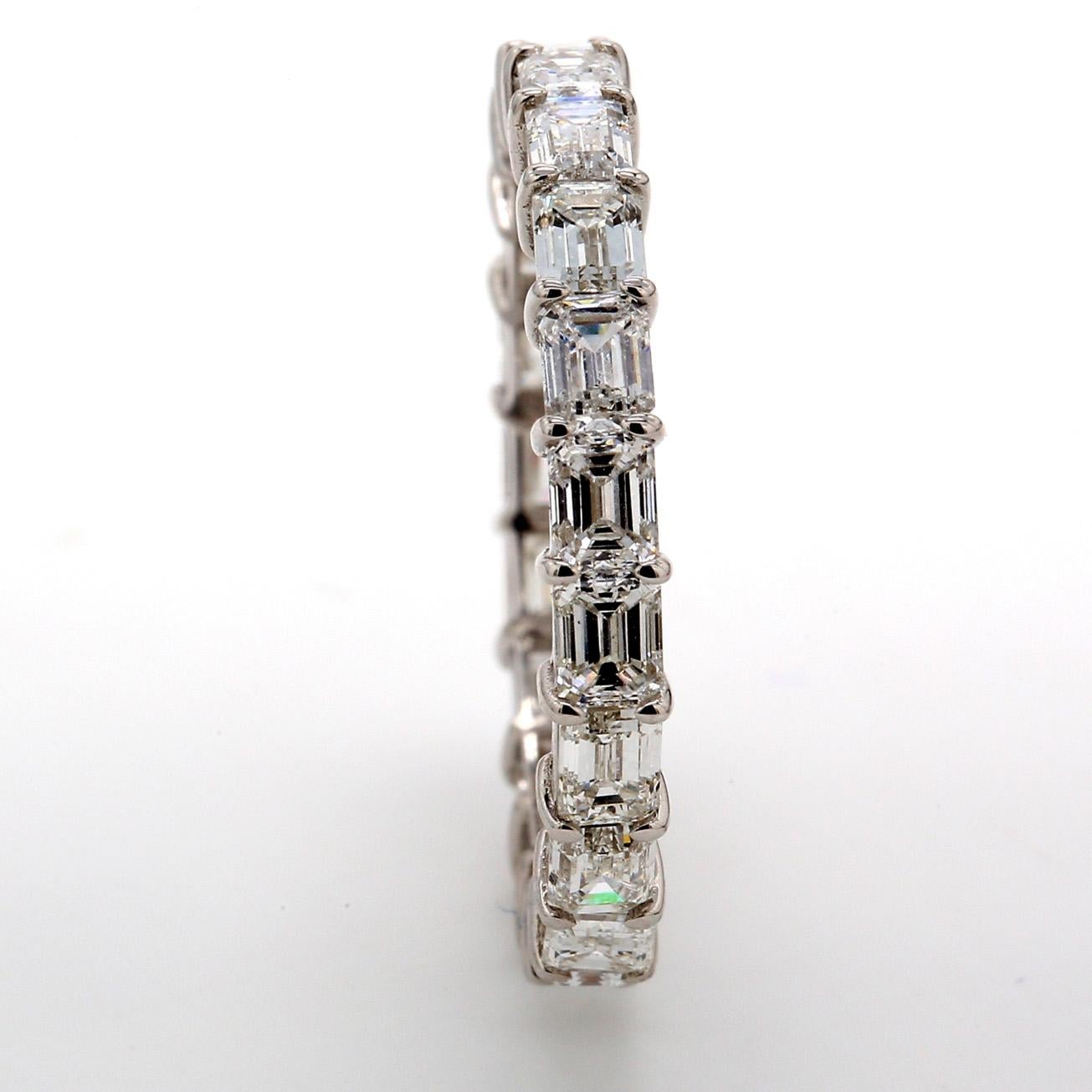 East-West Style Eternity Band with Emerald Cut Diamonds. D2.88ct.t.w. In New Condition For Sale In Los Angeles, CA