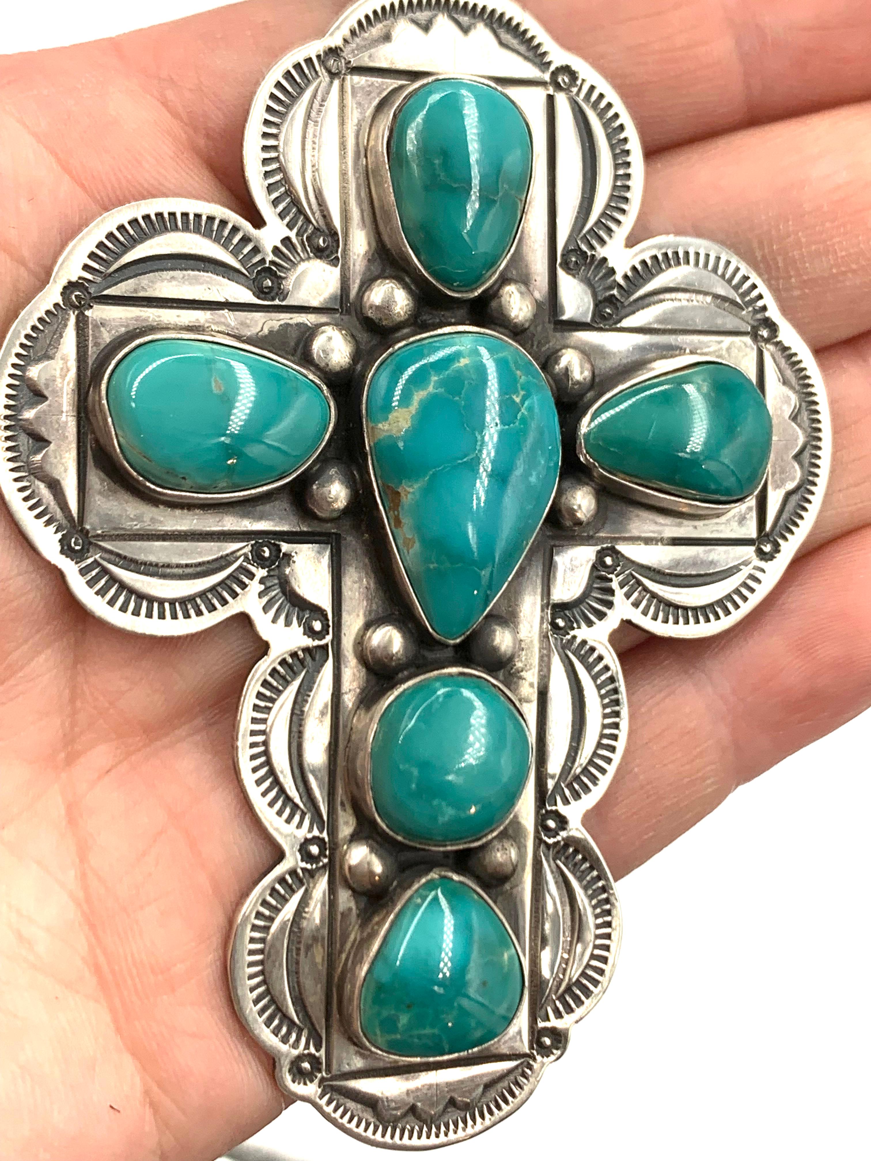 Ciondolo a forma di croce in argento con turchese blu di Pasqua di Paul Begay in vendita 11