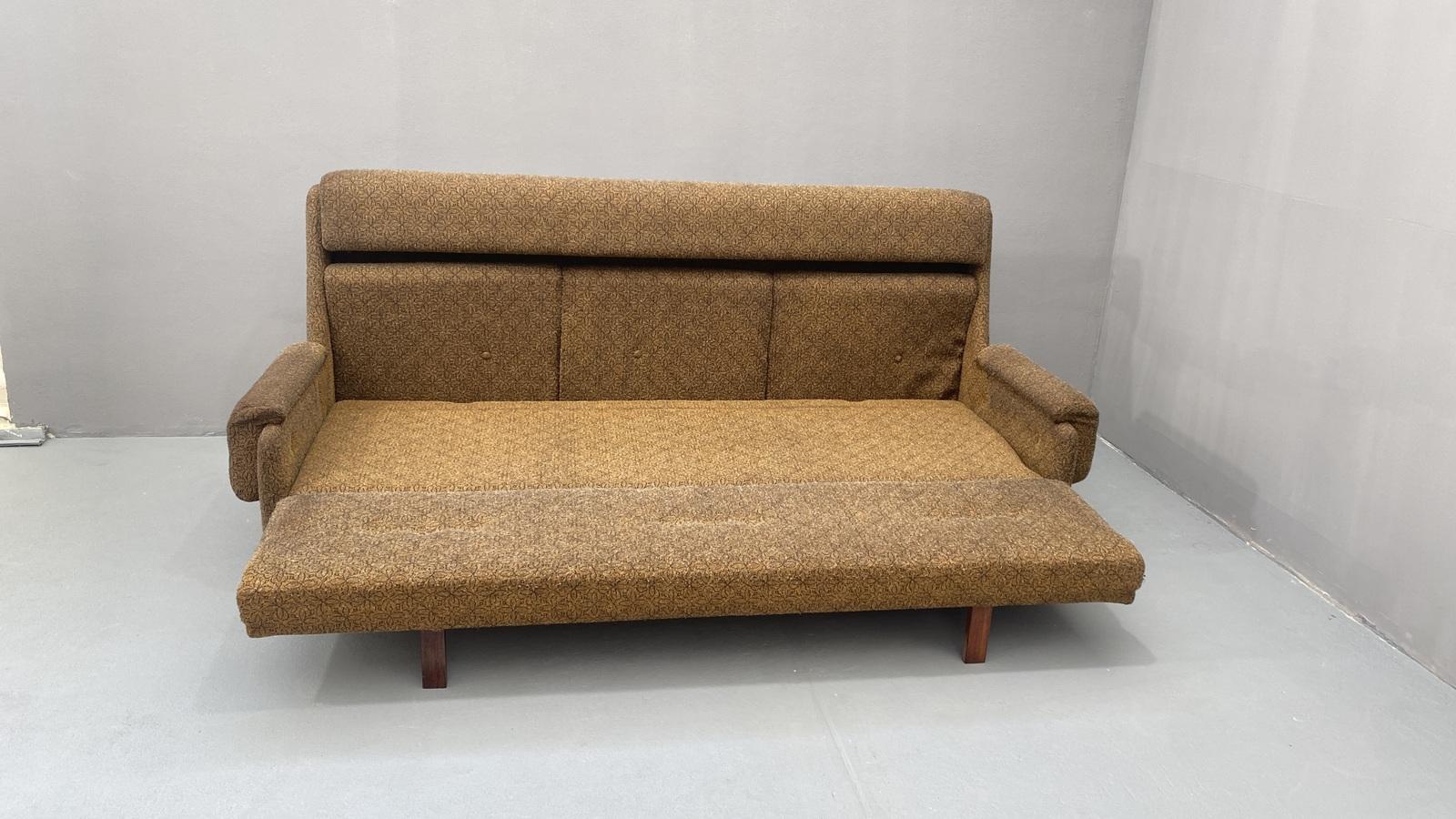 Eastern bloc Vintage sofa by Mier Topolčany, Czechoslovakia, 1970´s 7