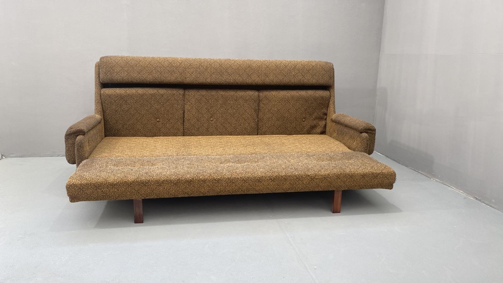 Eastern bloc Vintage sofa by Mier Topolčany, Czechoslovakia, 1970´s 8