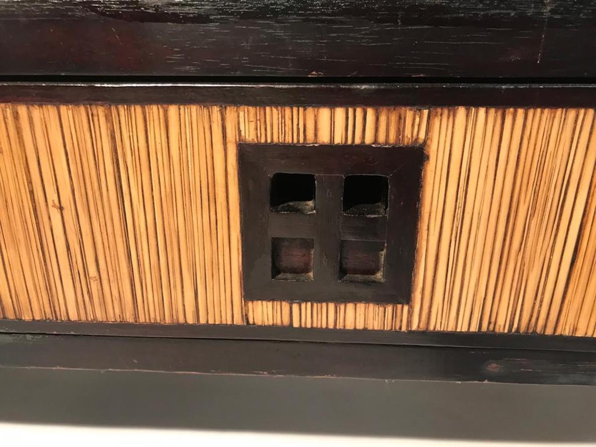 Straw Eastern console since 1960-1970s