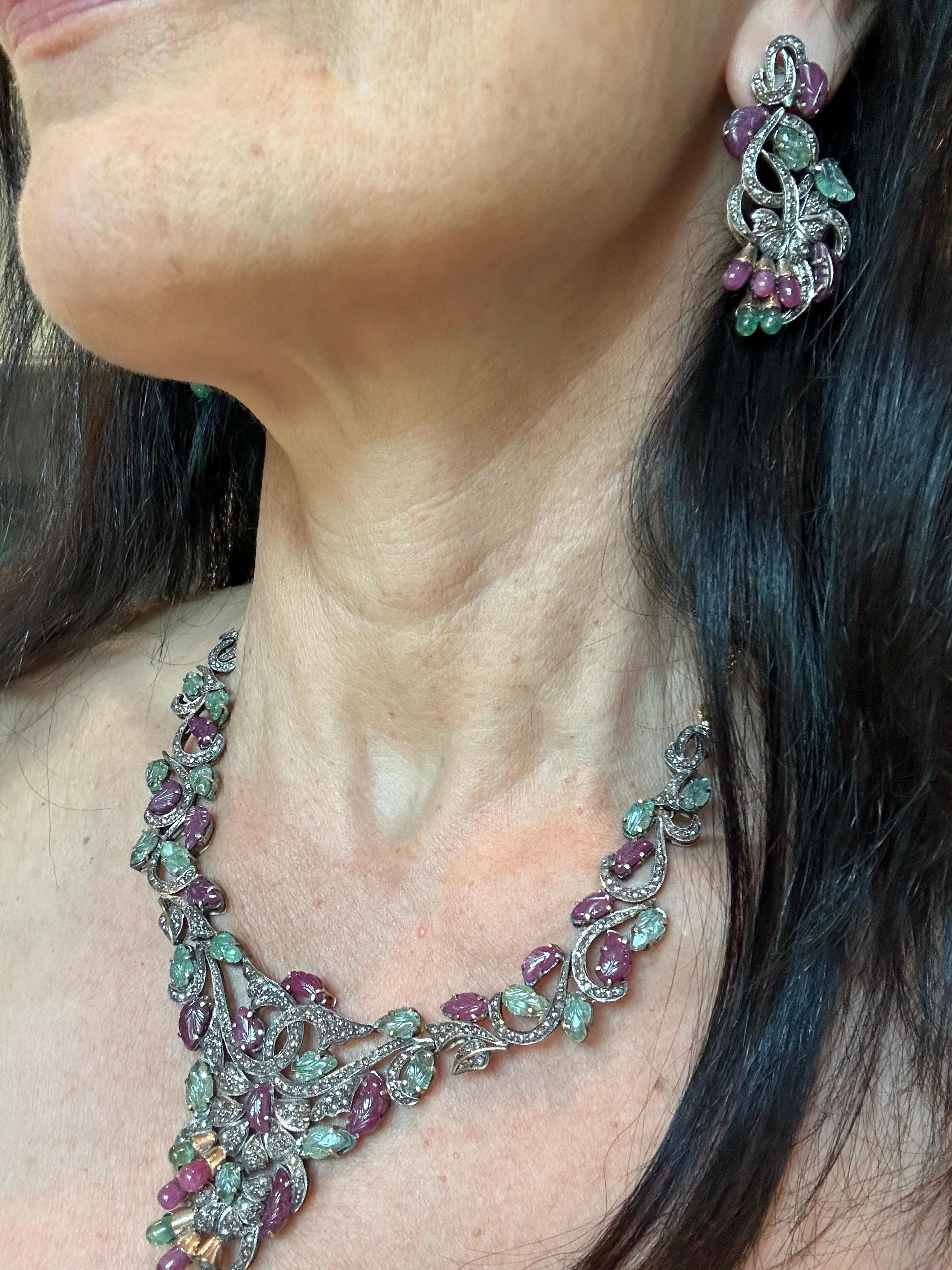 Eastern Inspired Ruby & Emerald Beryl Leaf Motif Necklace Earrings Set For Sale 4