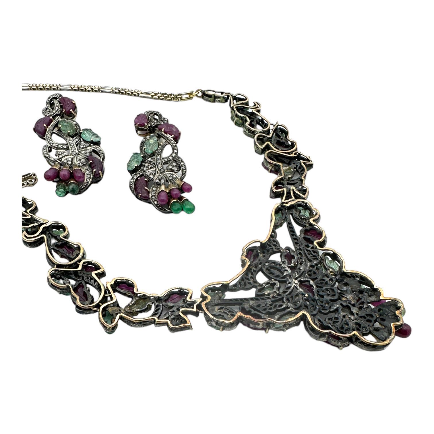 Cabochon Eastern Inspired Ruby & Emerald Beryl Leaf Motif Necklace Earrings Set For Sale