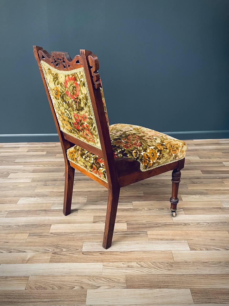 Mid-20th Century Eastlake American Antique Carved Walnut Side Chair For Sale