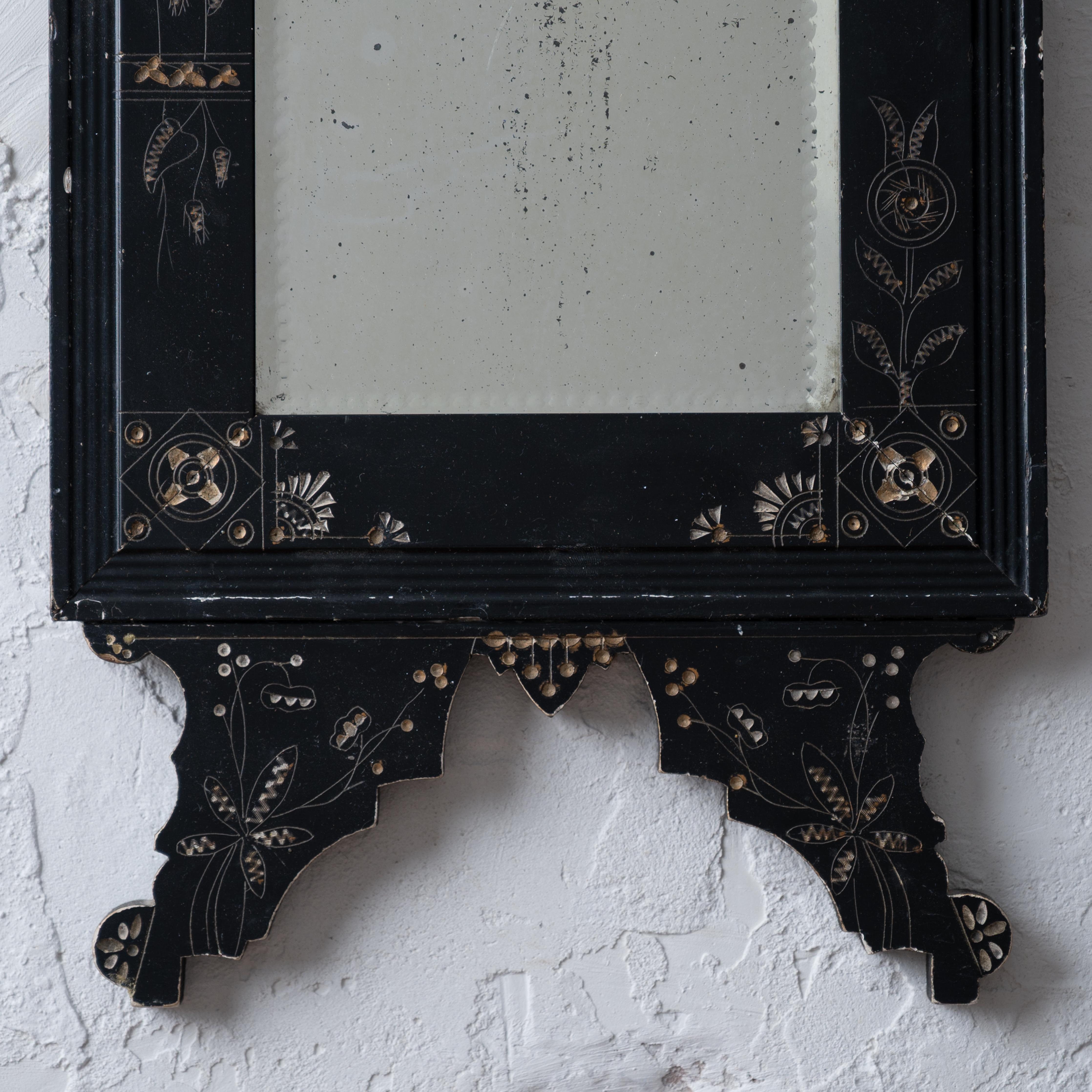 Eastlake Mirror, c.1880 In Good Condition For Sale In Savannah, GA