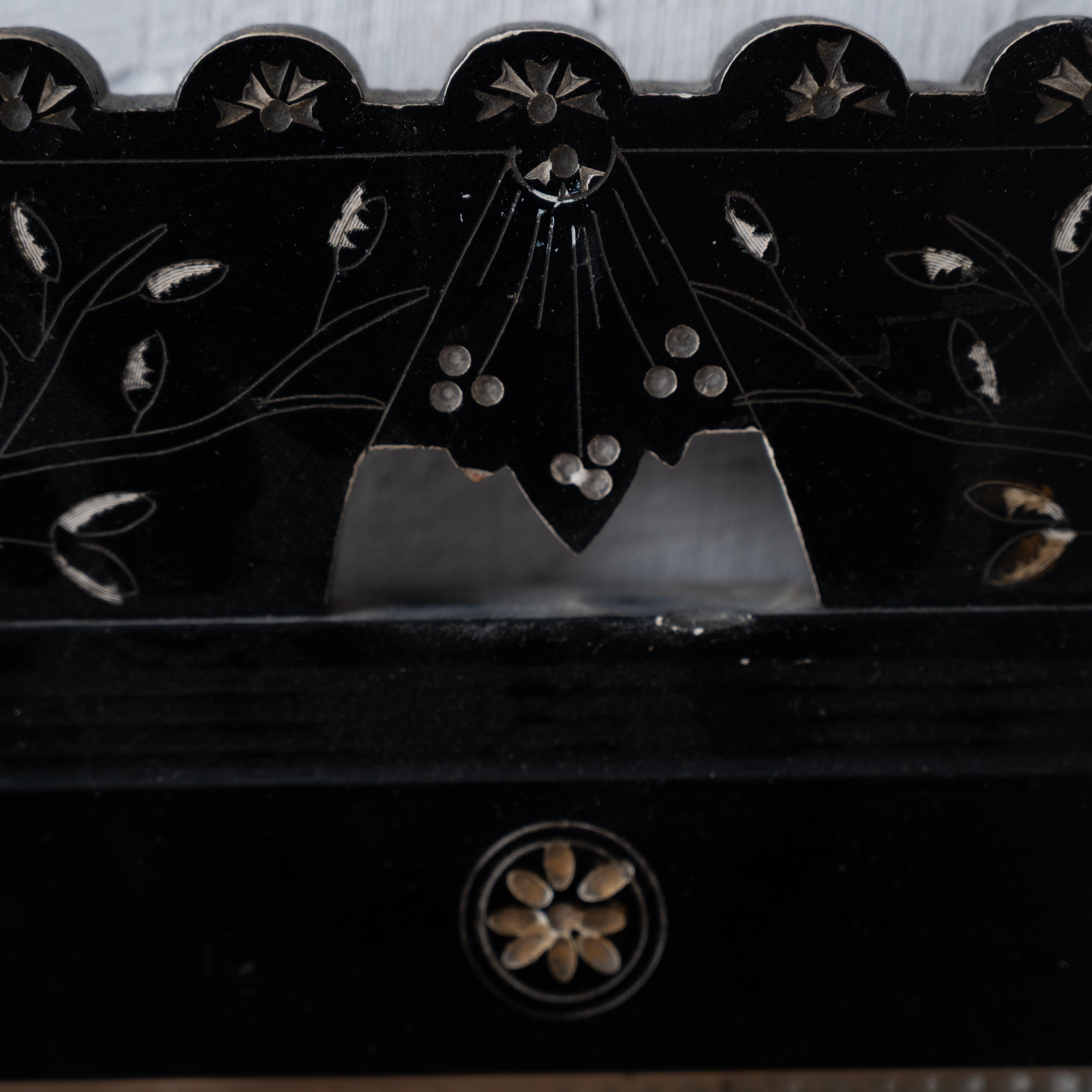 Eastlake Mirror, c.1880 For Sale 3