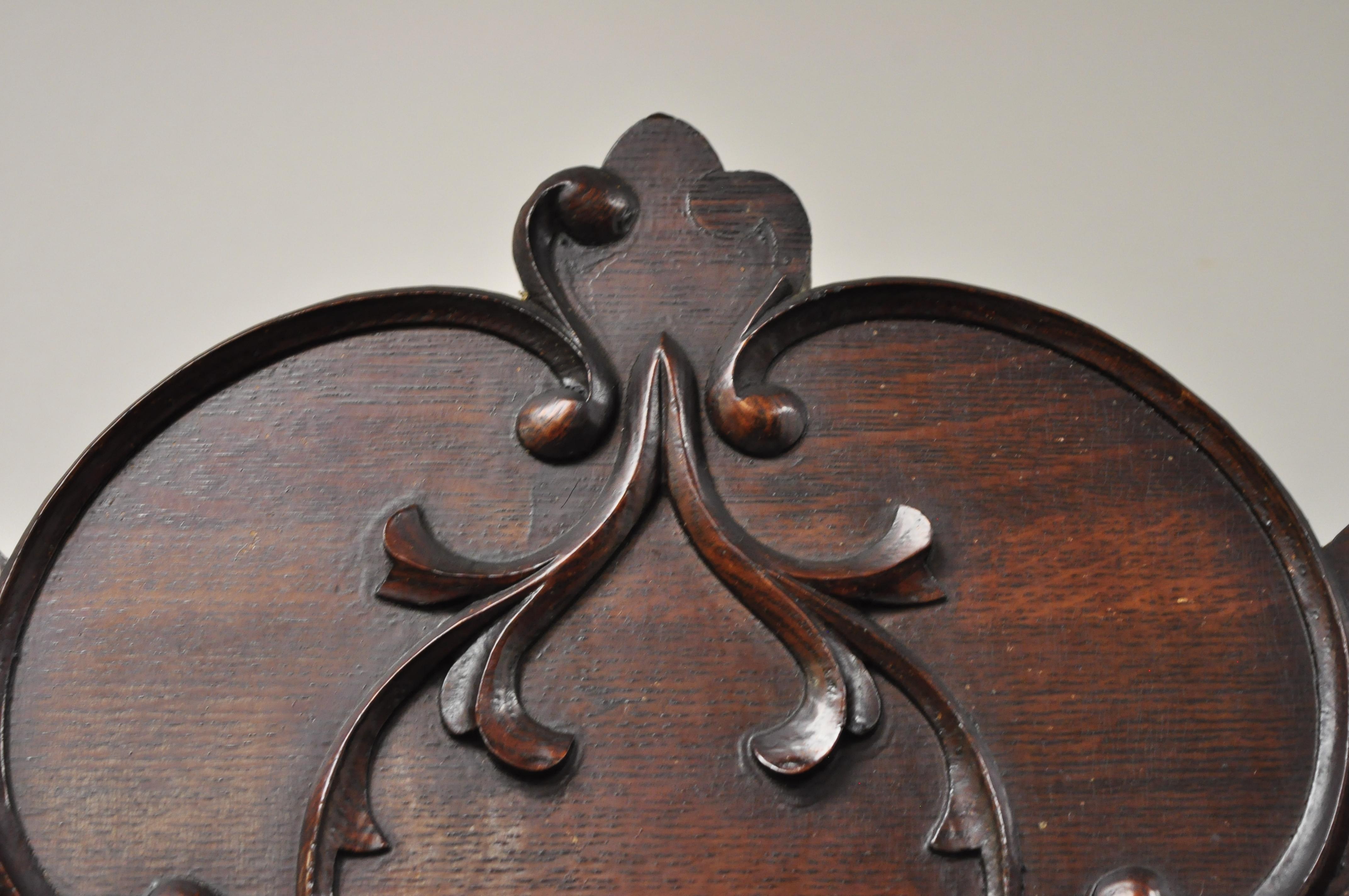 Eastlake Victorian Carved Oak Wood Beveled Glass Mirror Coat Hook Hall Tree In Good Condition In Philadelphia, PA