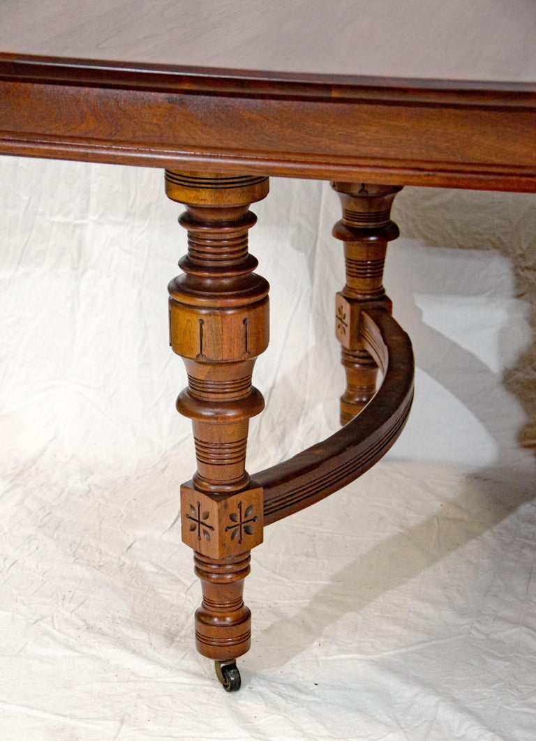 Eastlake Victorian Walnut Dining Table with Two Leaves For Sale at