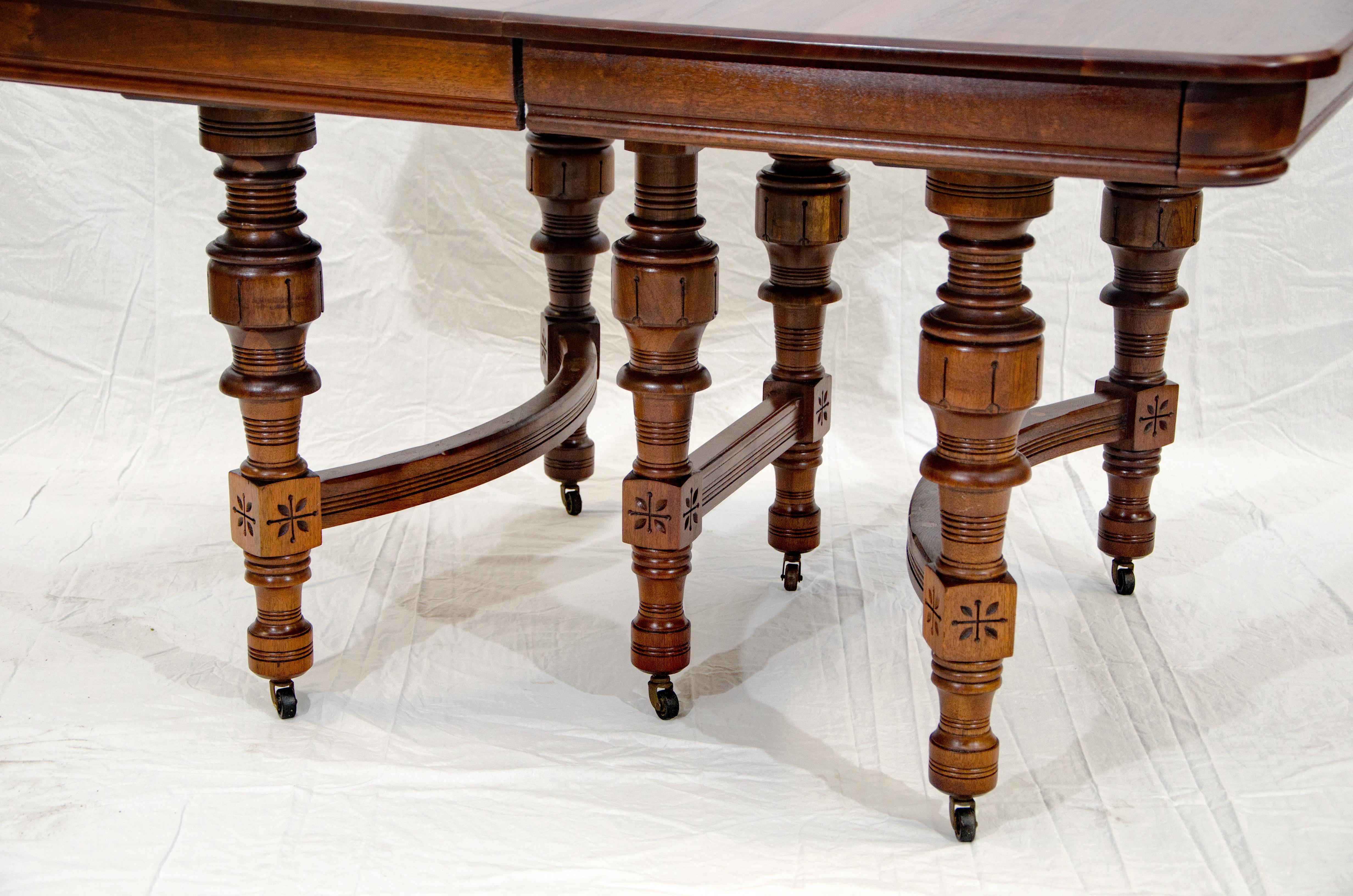 Eastlake Victorian Walnut Dining Table with Two Leaves For Sale 2