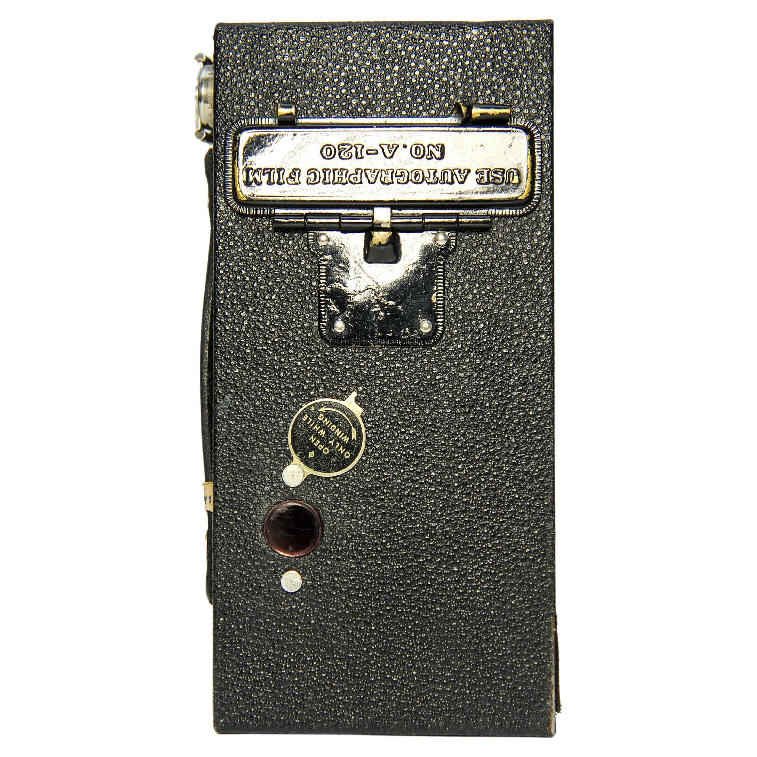 Début du 20ème siècle Eastman Kodak Co No. 2 Folding Autographic Brownie Folding Below Camera Eastman