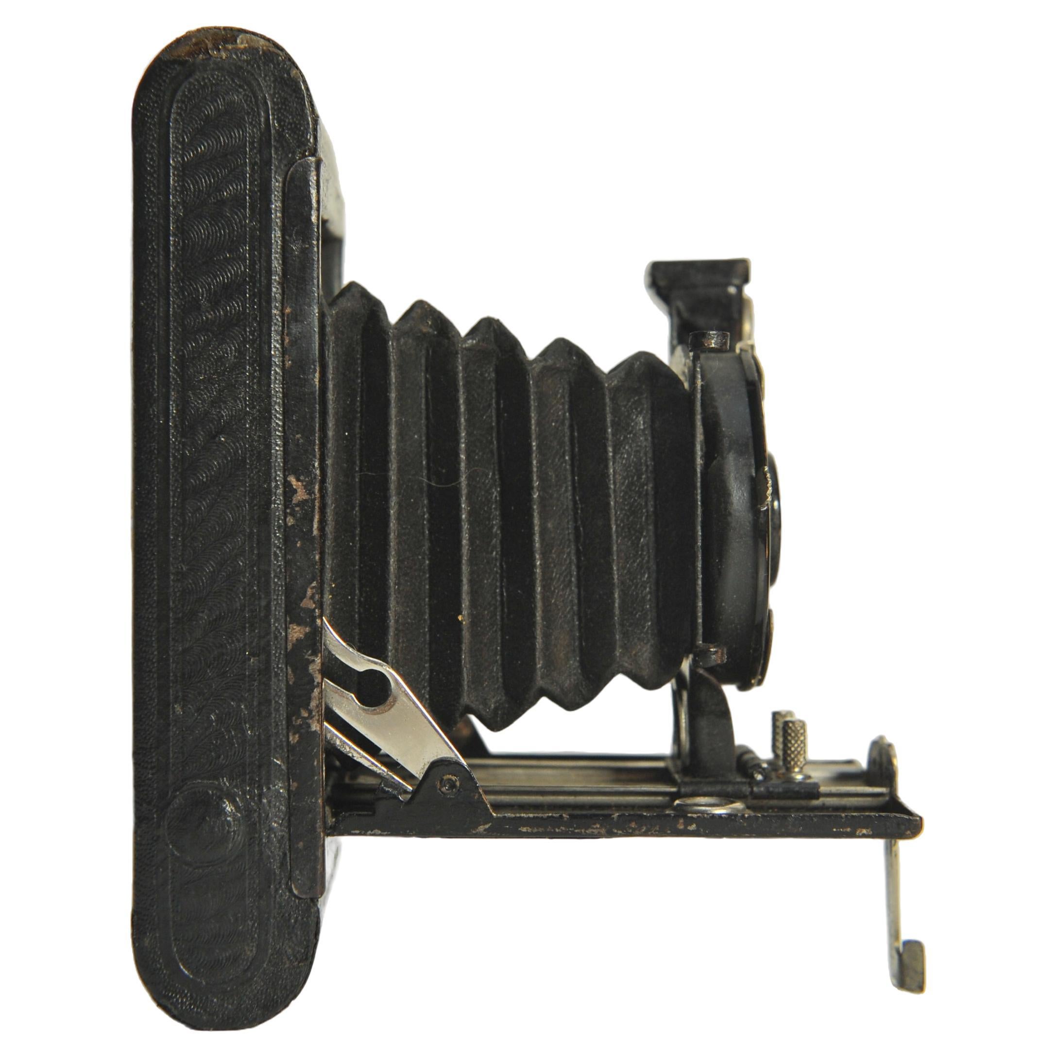 Art déco Eastman Kodak Vest Pocket Modèle B 127 appareil photo pliant de film avec boîte d'origine 1925 en vente