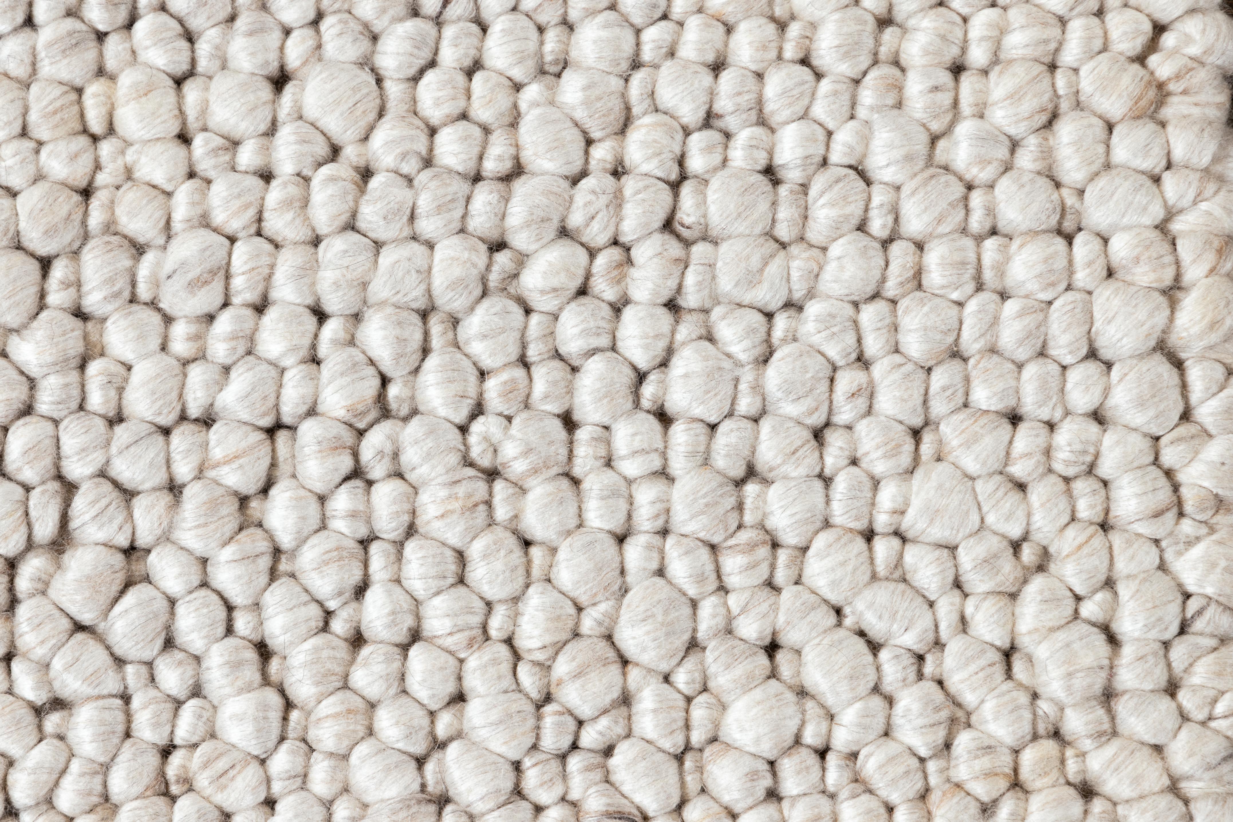 Easton Kollektion Texturierte Wolle Benutzerdefinierte Teppiche (21. Jahrhundert und zeitgenössisch) im Angebot